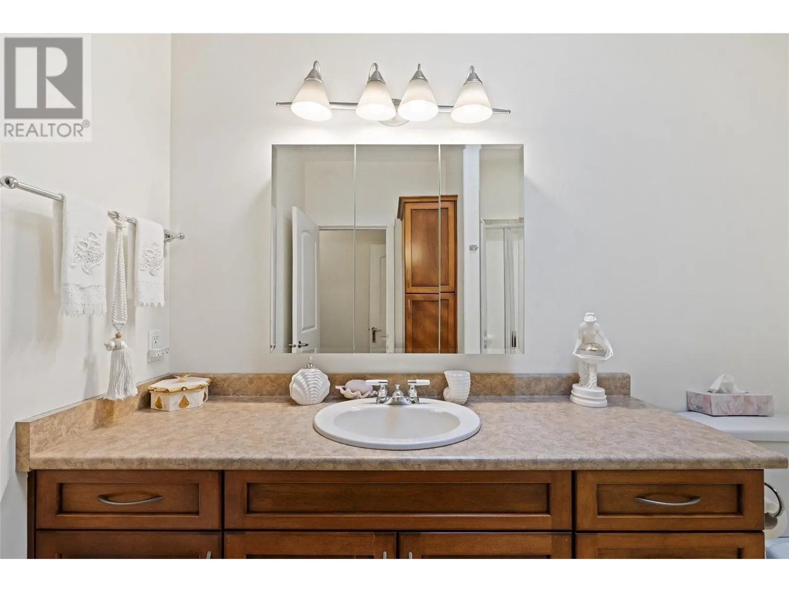 4035 Gellatly Road Unit# 239