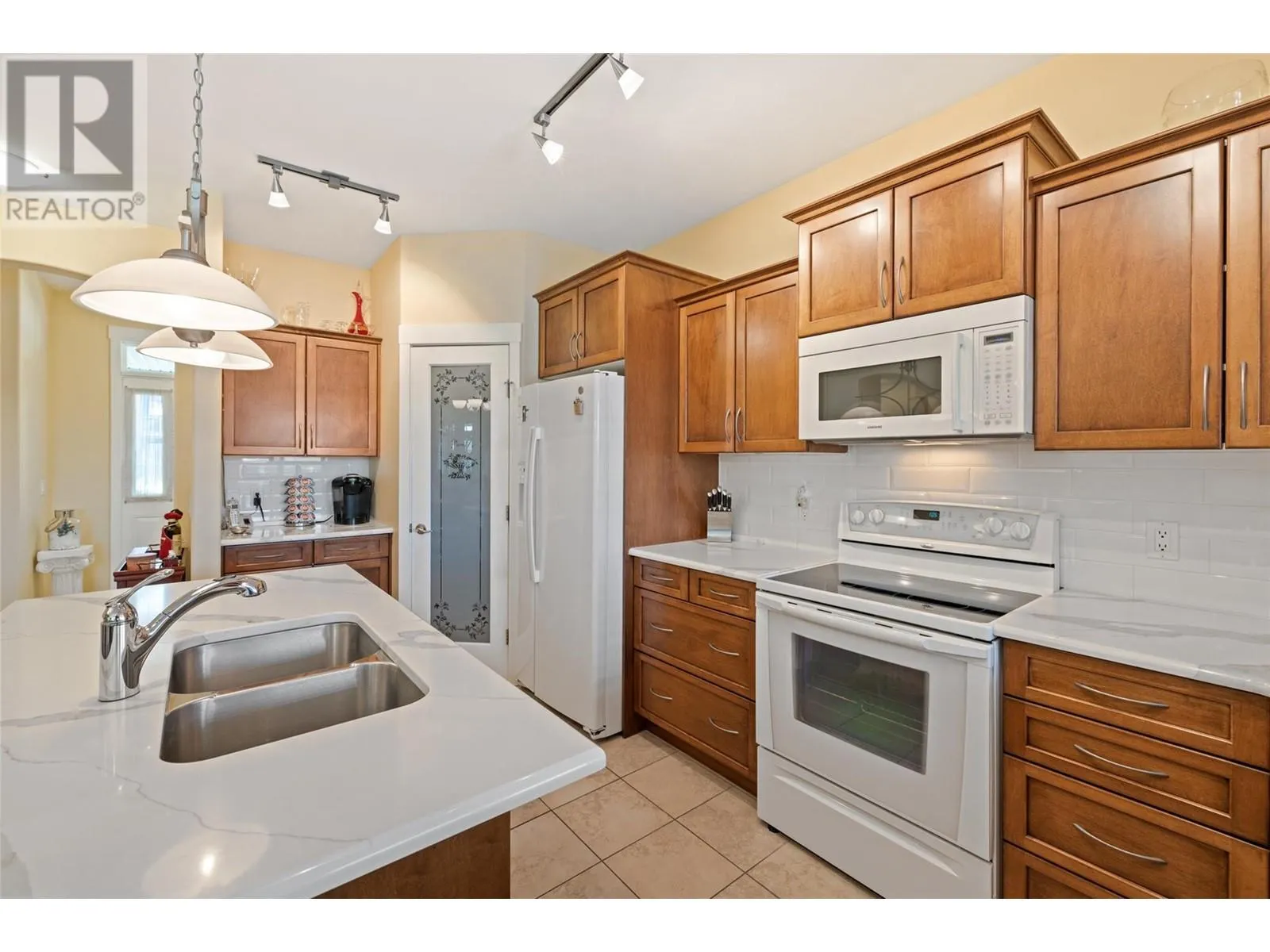 4035 Gellatly Road Unit# 239