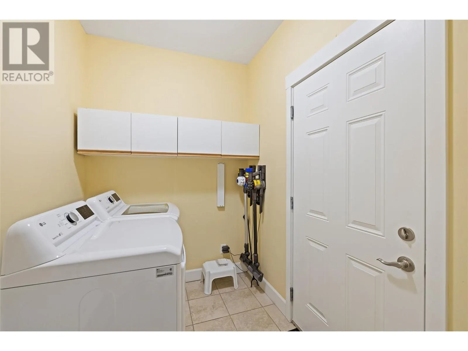 4035 Gellatly Road Unit# 239