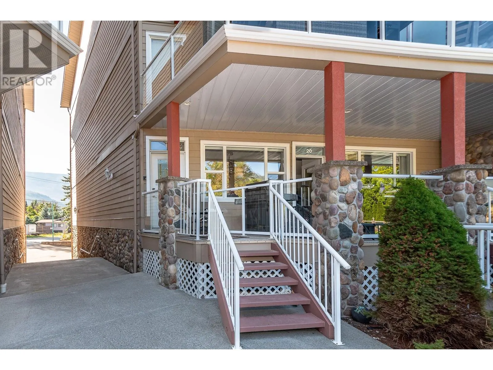 1130 Riverside Avenue Unit# 19