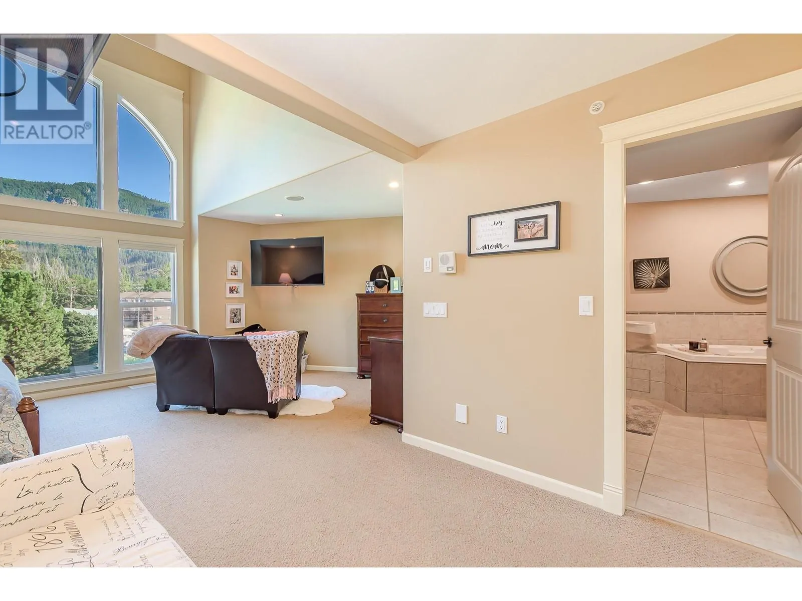 1130 Riverside Avenue Unit# 19