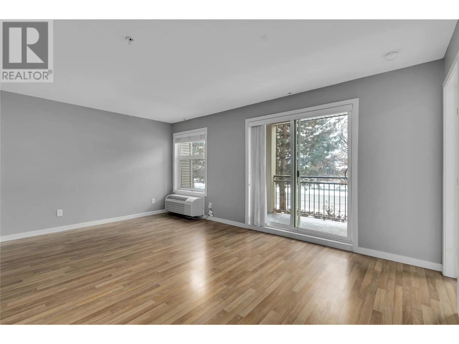 547 Yates Road Unit# 203