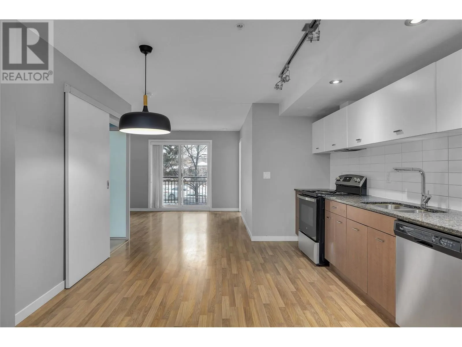 547 Yates Road Unit# 203
