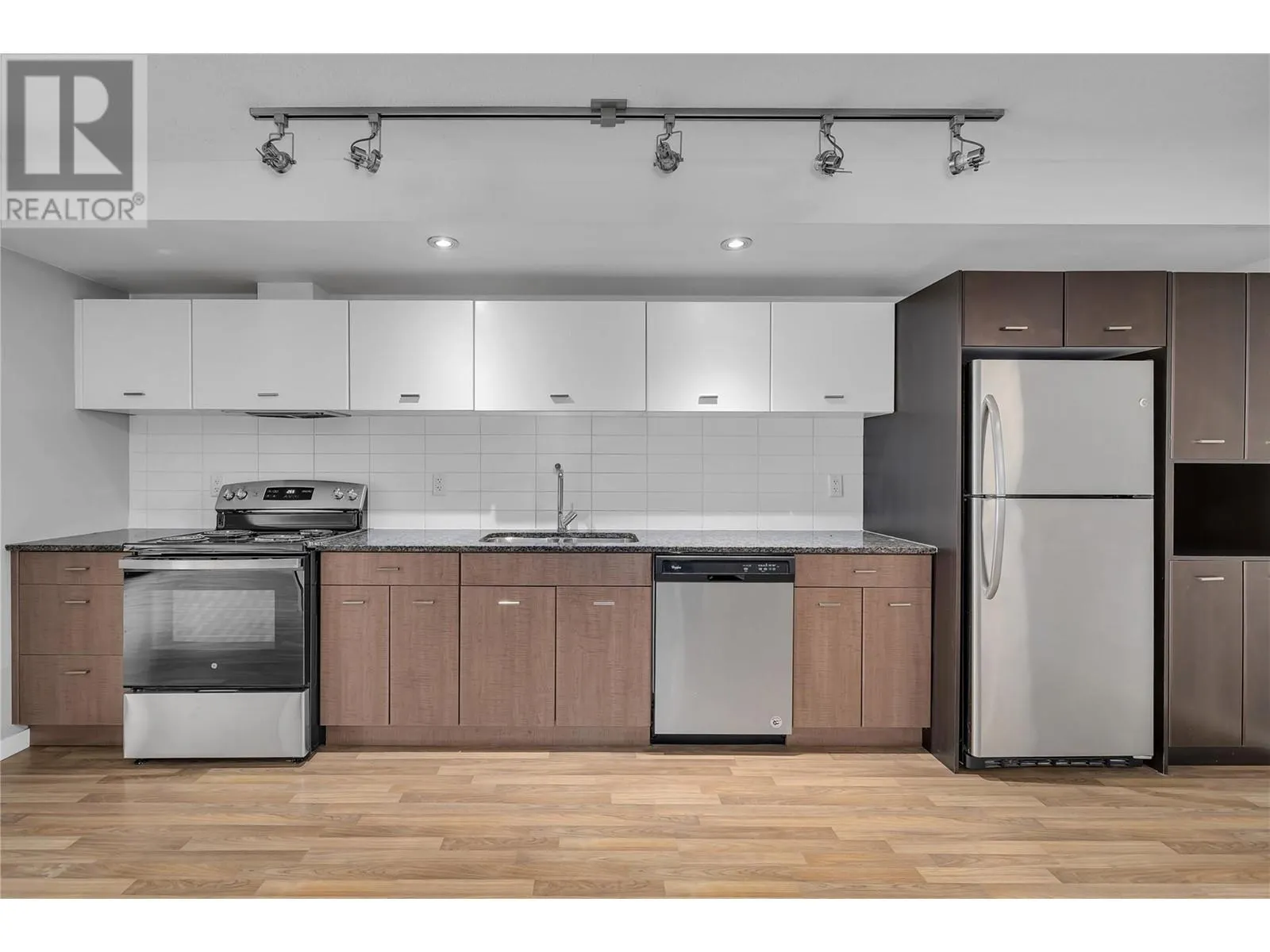 547 Yates Road Unit# 203