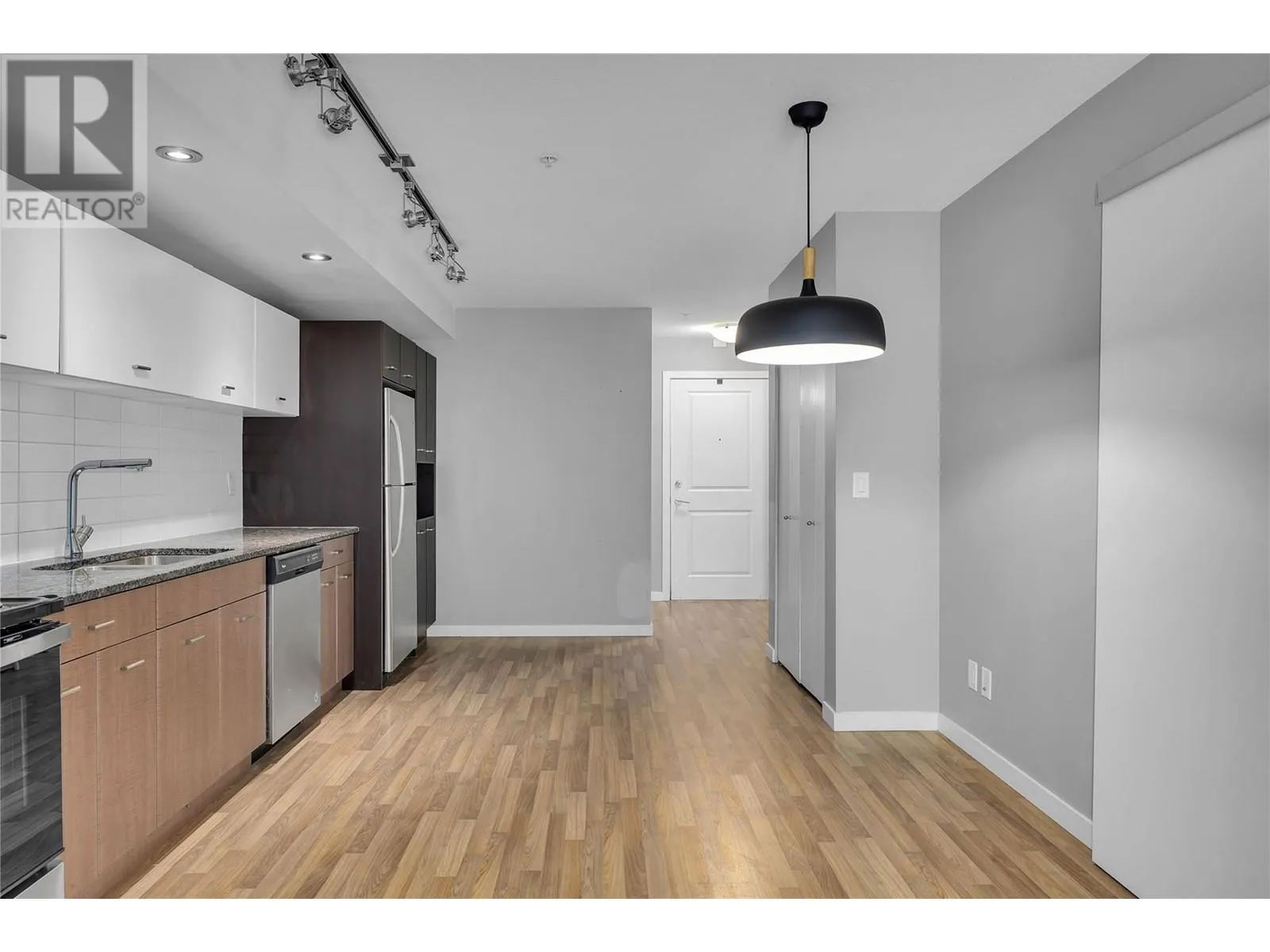 547 Yates Road Unit# 203