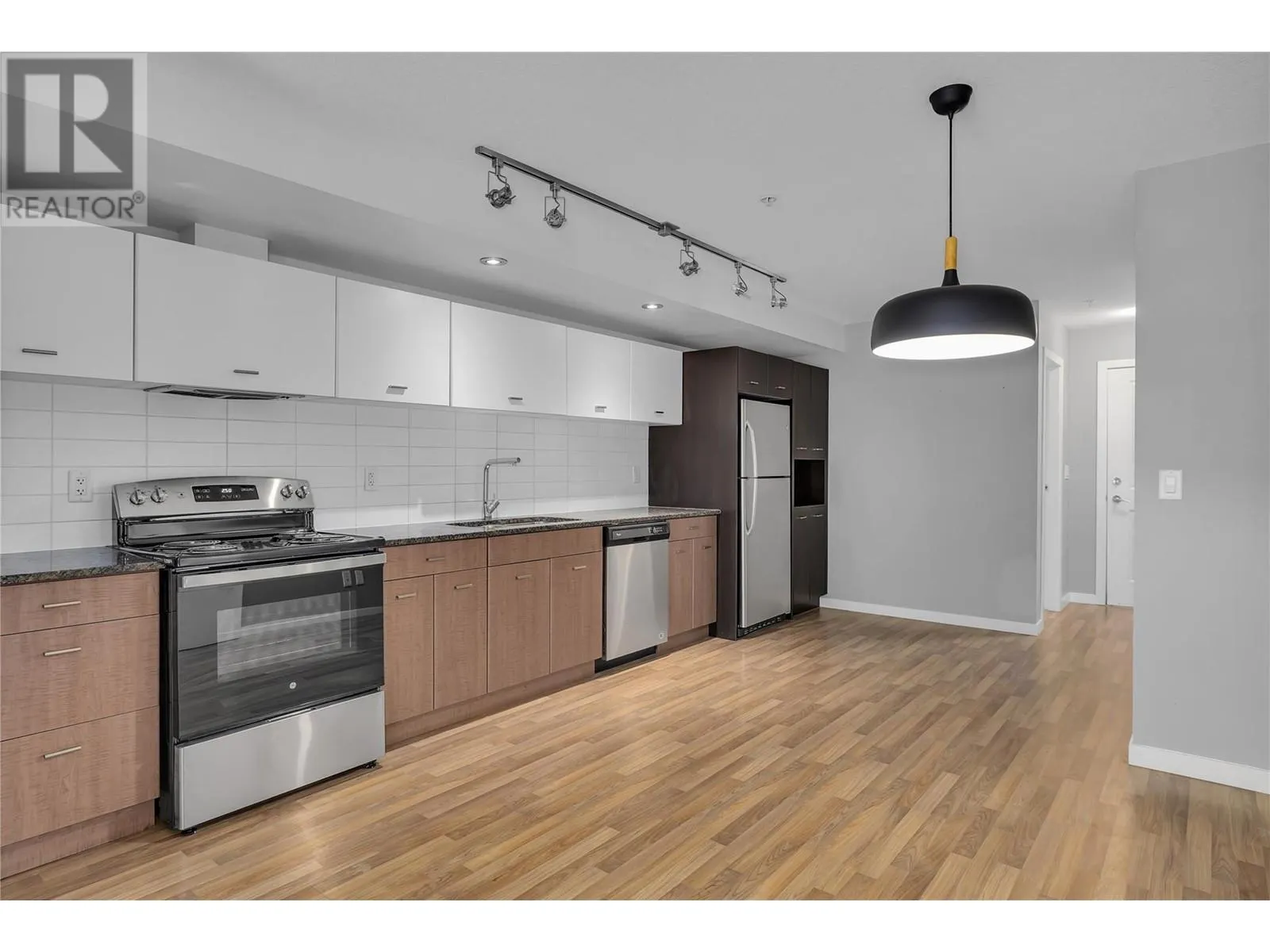 547 Yates Road Unit# 203