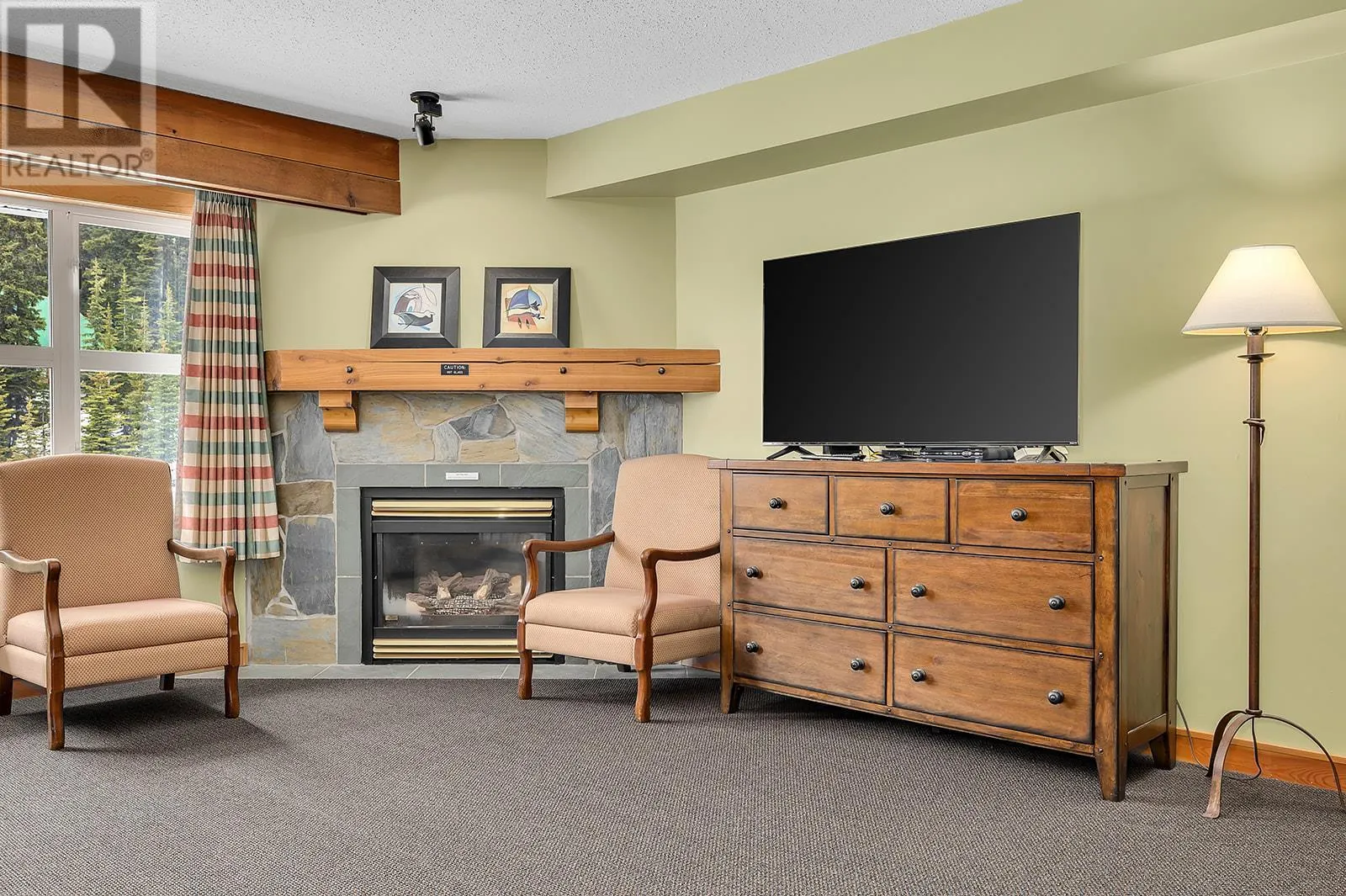 5275 Big White Road Unit# 309
