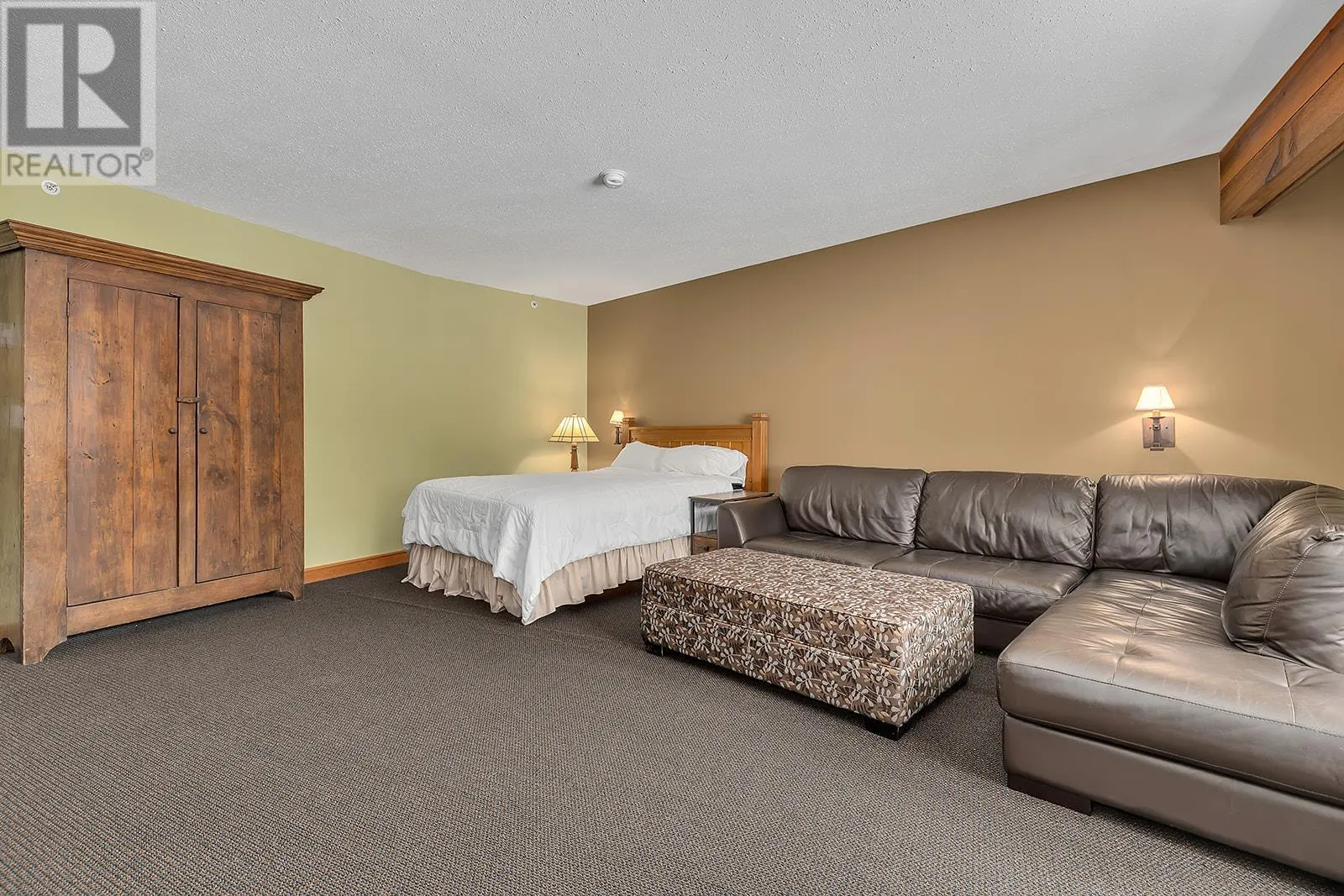 5275 Big White Road Unit# 309