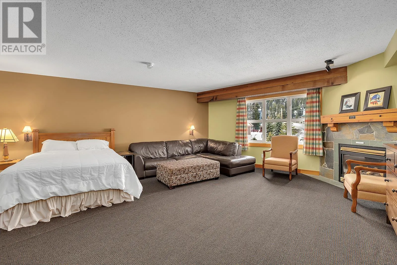 5275 Big White Road Unit# 309