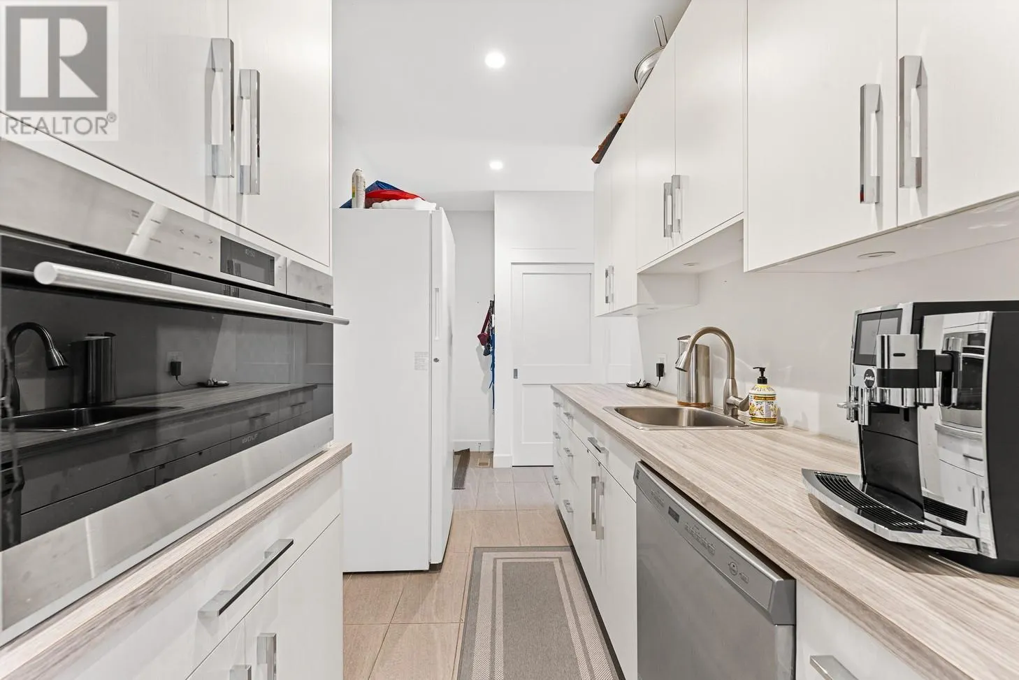 3022 Dunster Road