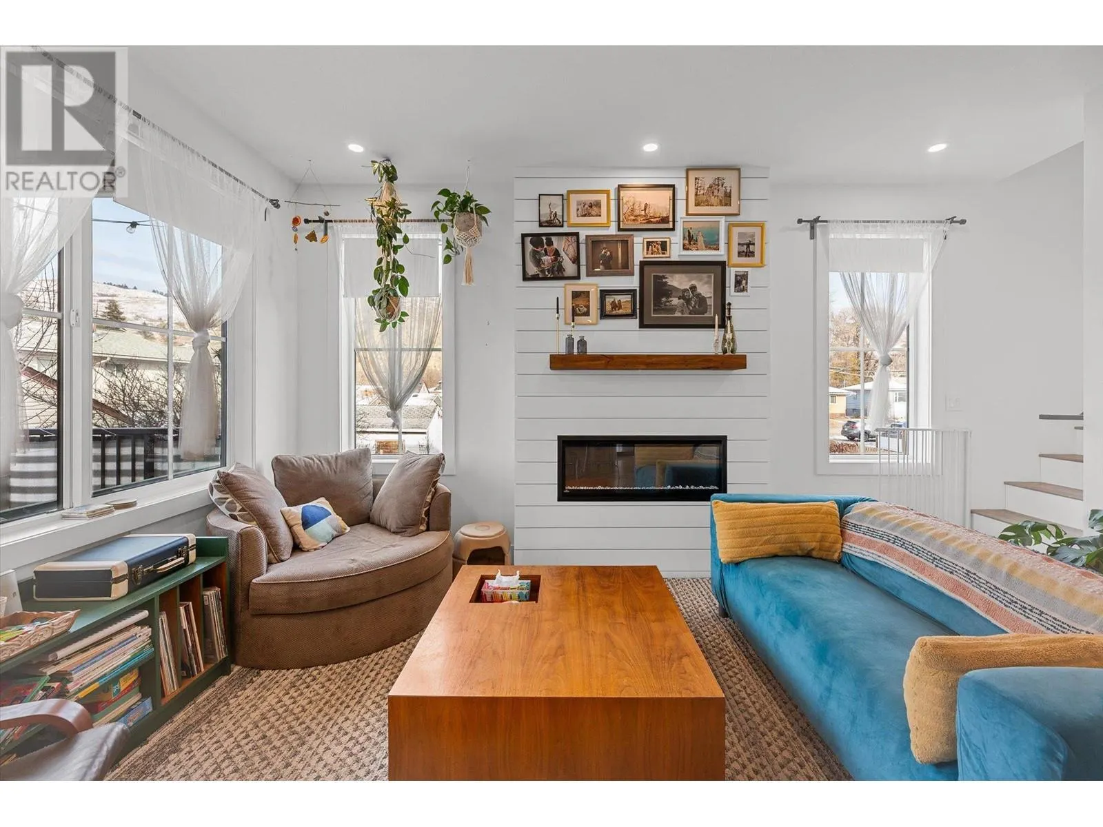 3911 27 Avenue Unit# 202