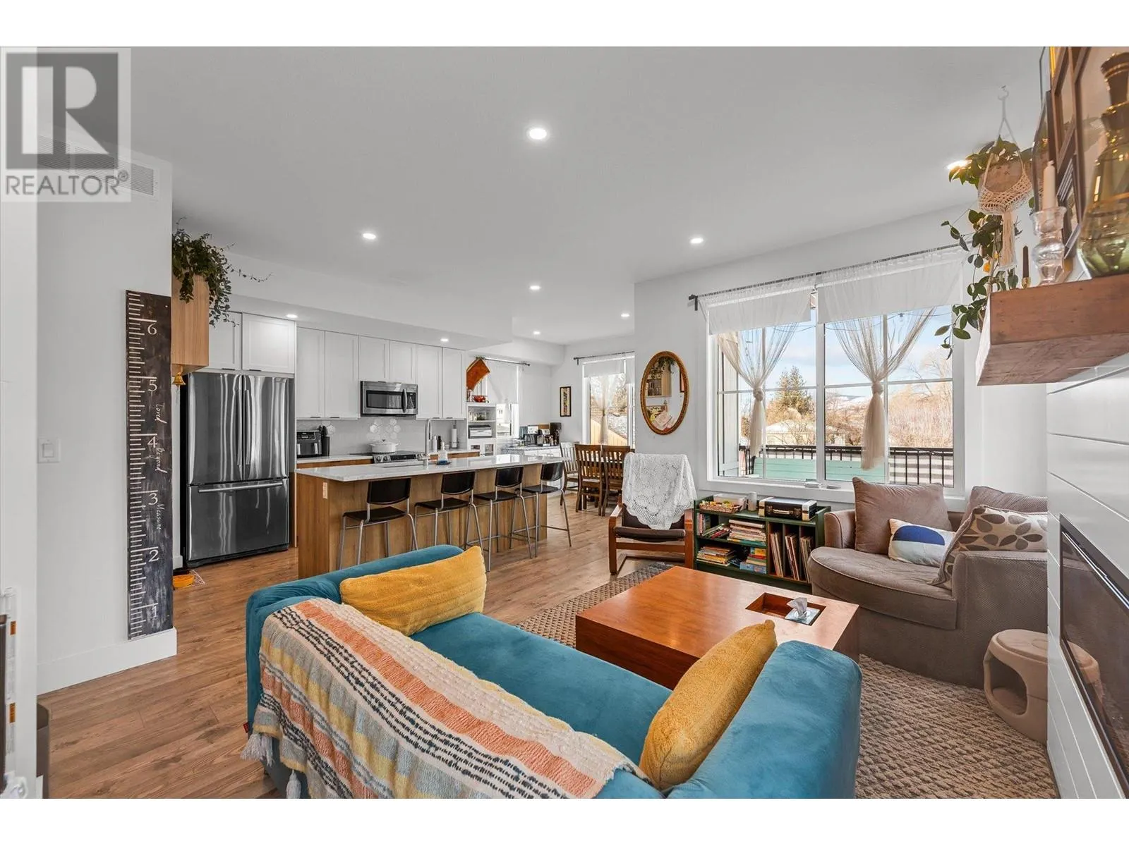 3911 27 Avenue Unit# 202