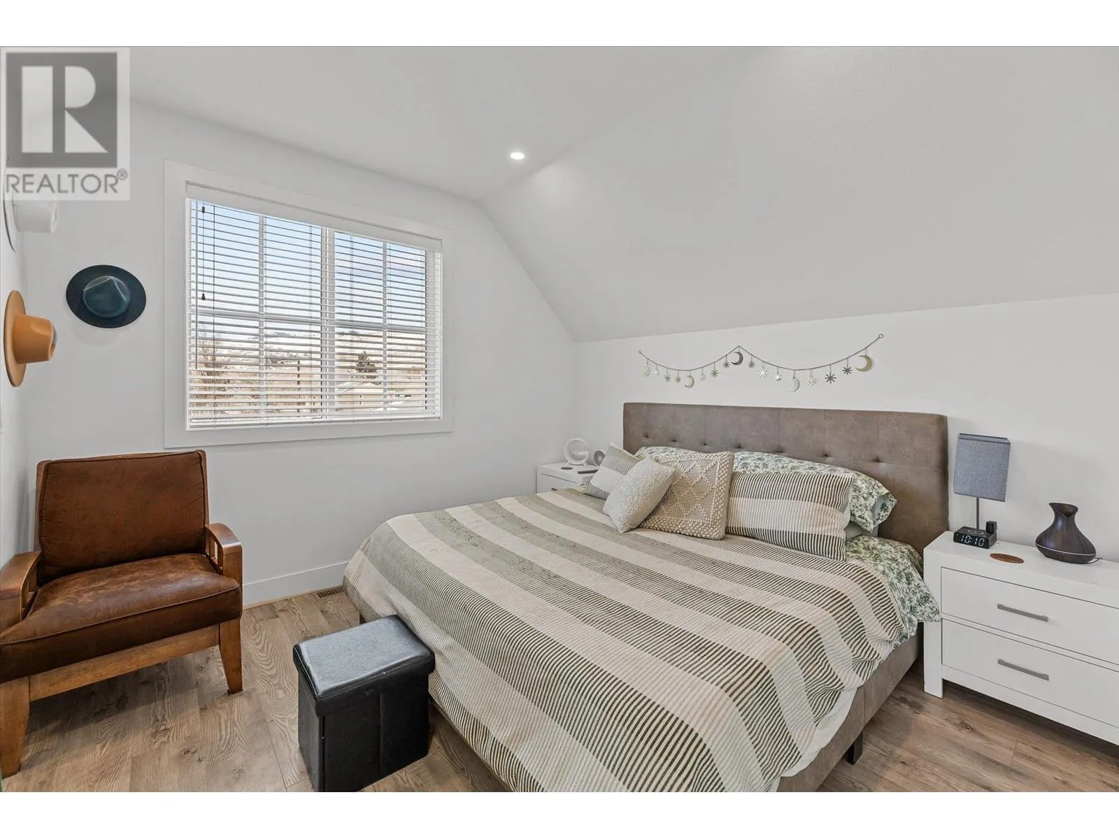 3911 27 Avenue Unit# 202