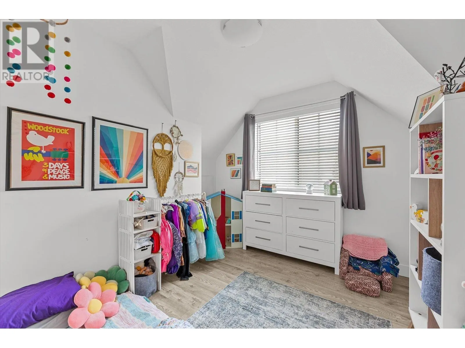 3911 27 Avenue Unit# 202