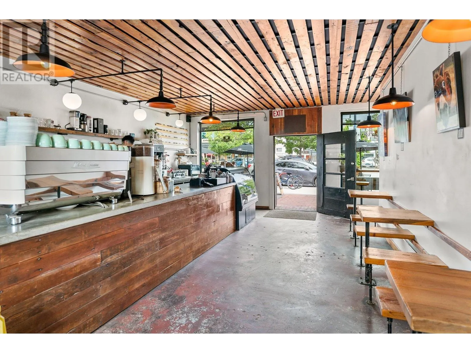 1615 Dickson Avenue Unit# 100