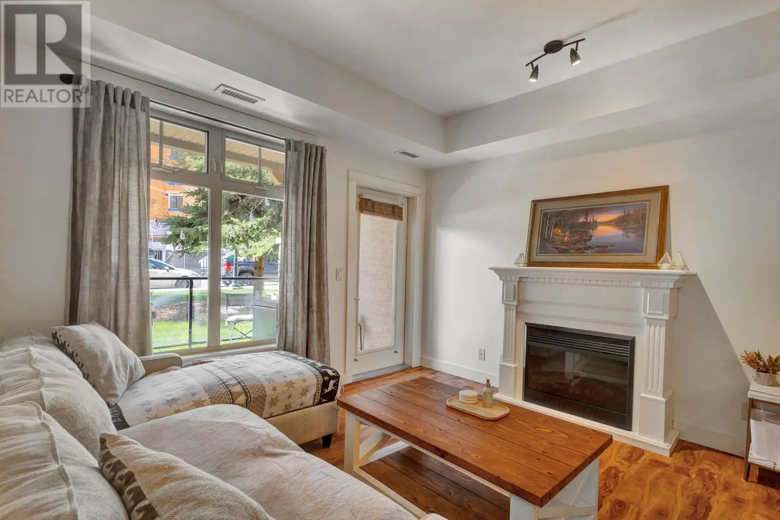 2551 Shoreline Drive Unit# 113