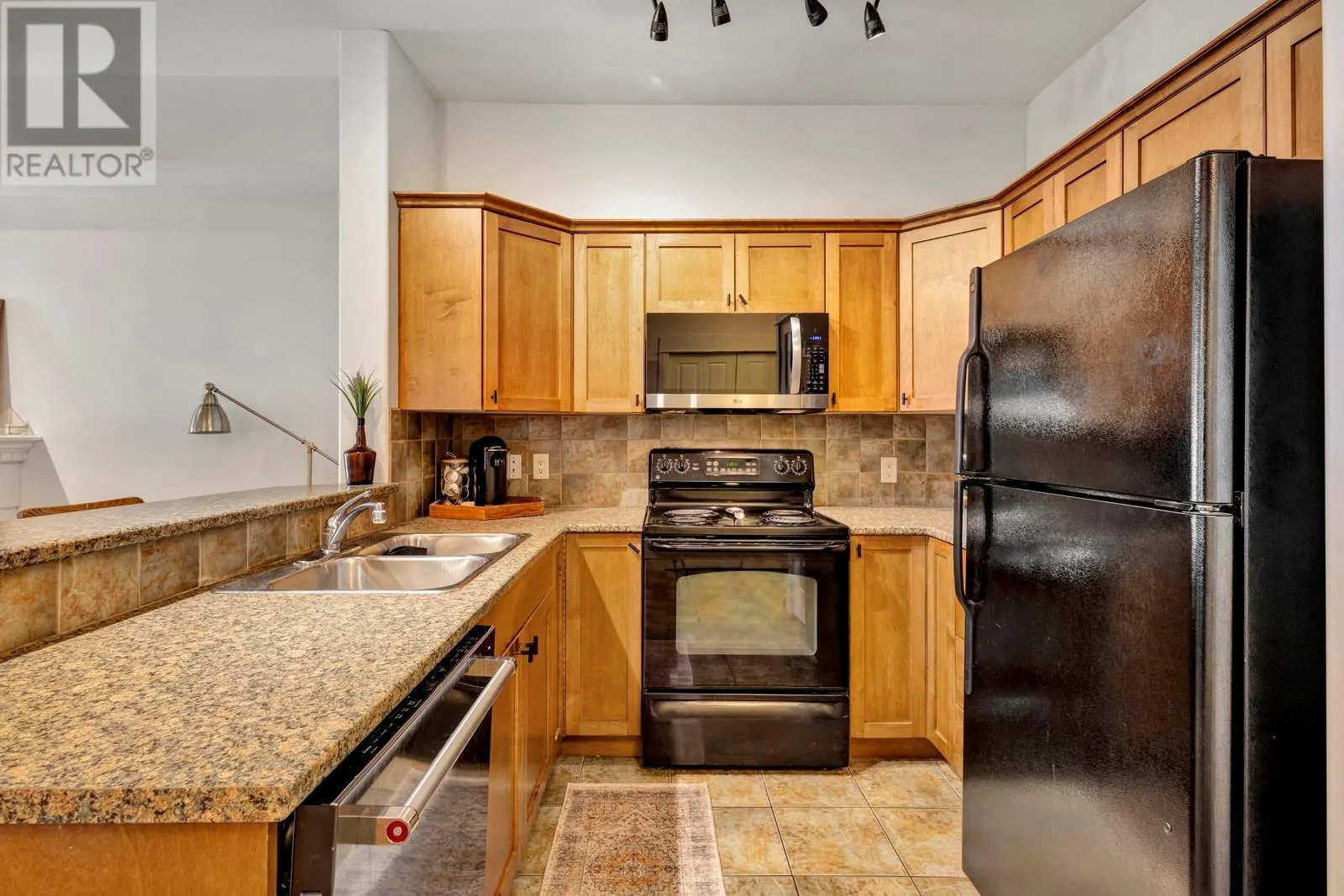 2551 Shoreline Drive Unit# 113
