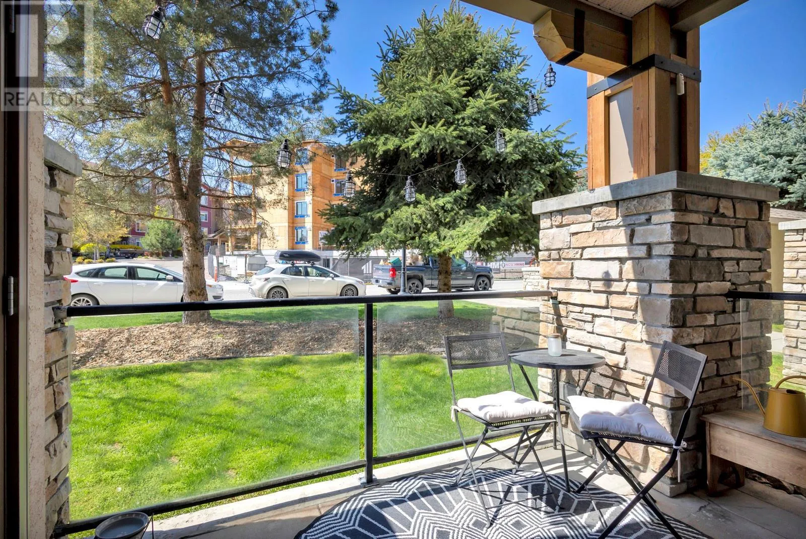 2551 Shoreline Drive Unit# 113