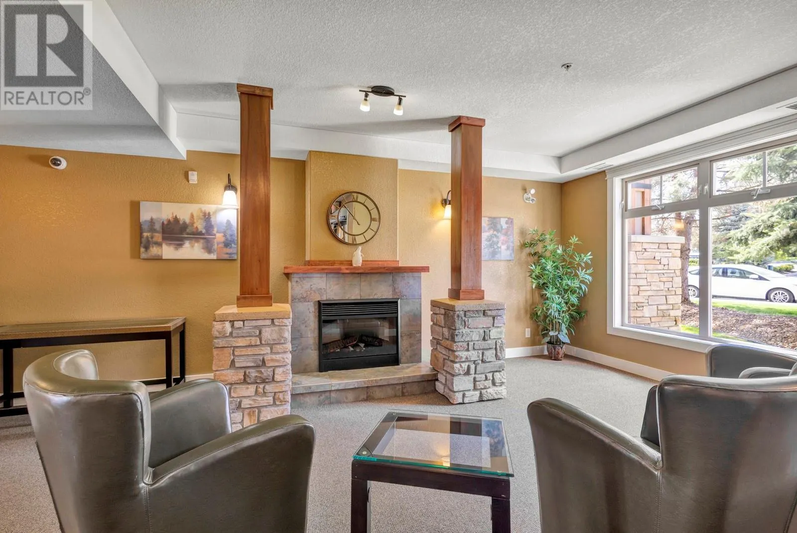 2551 Shoreline Drive Unit# 113