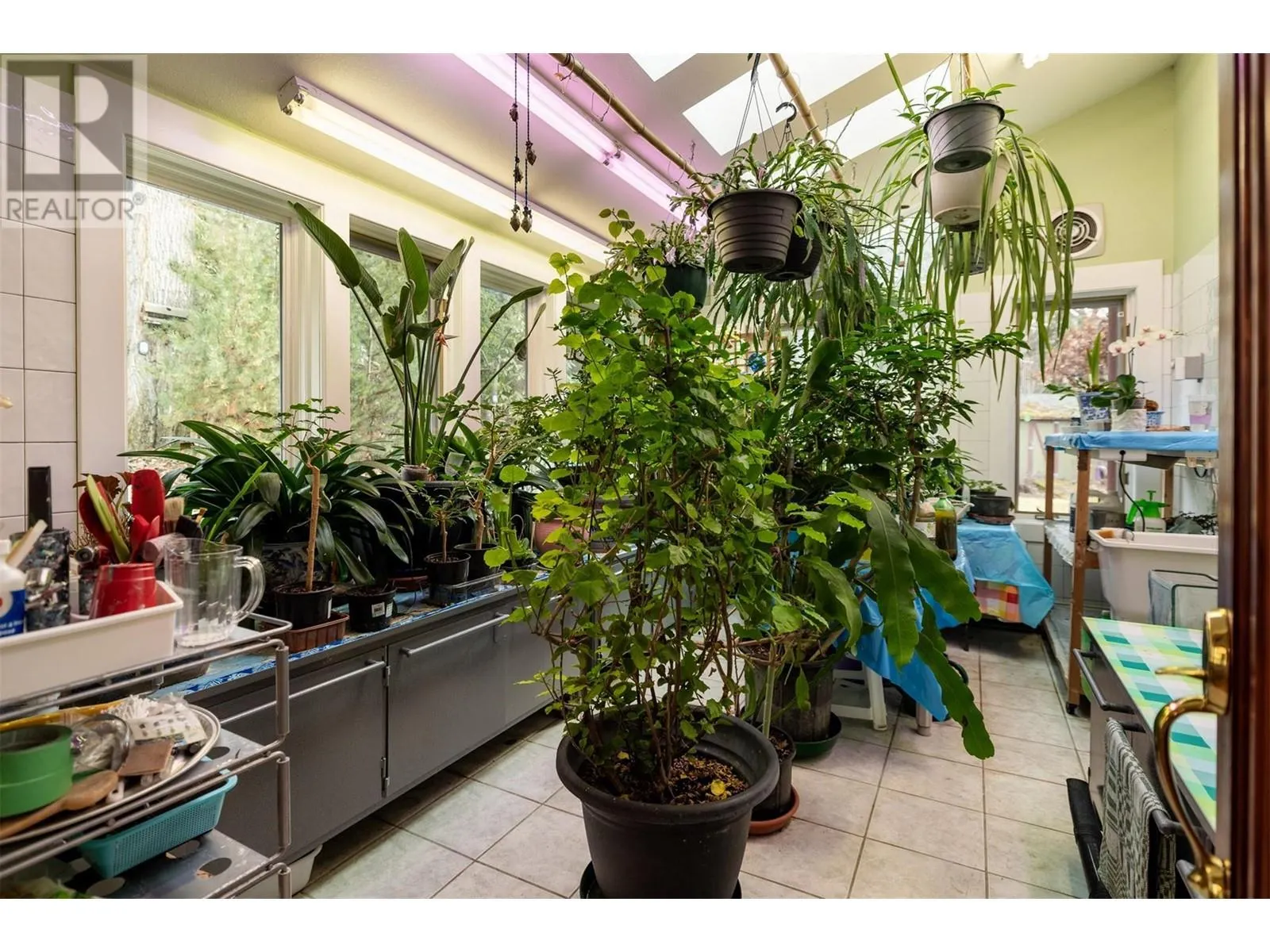 8809 Okanagan Landing Road