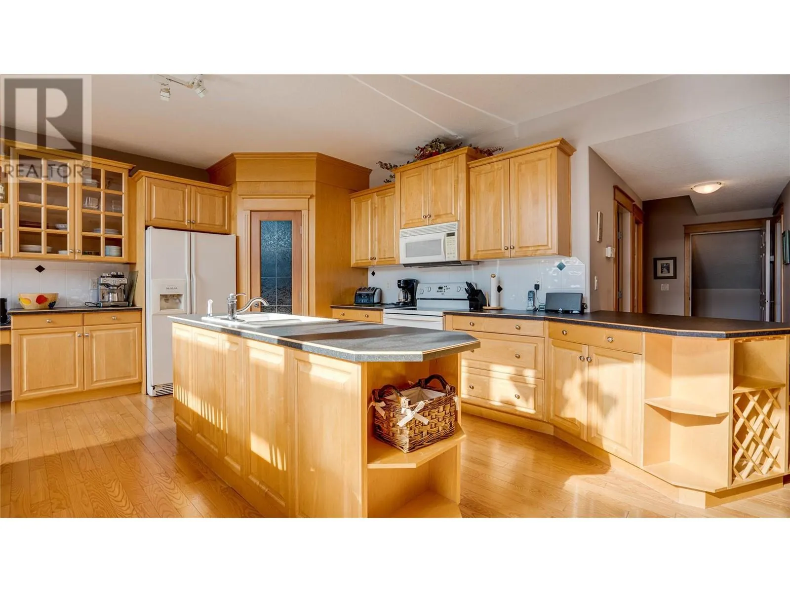 3473 Lakeview Place Unit# 203