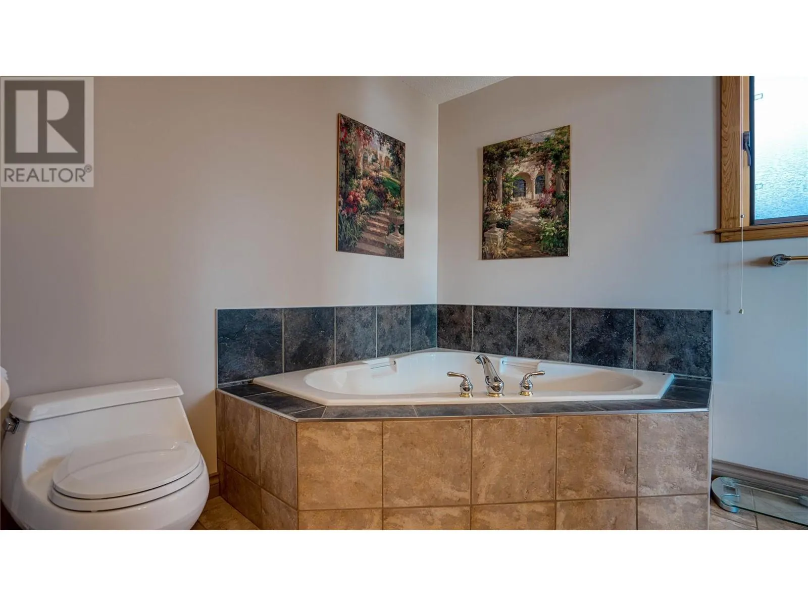 3473 Lakeview Place Unit# 203