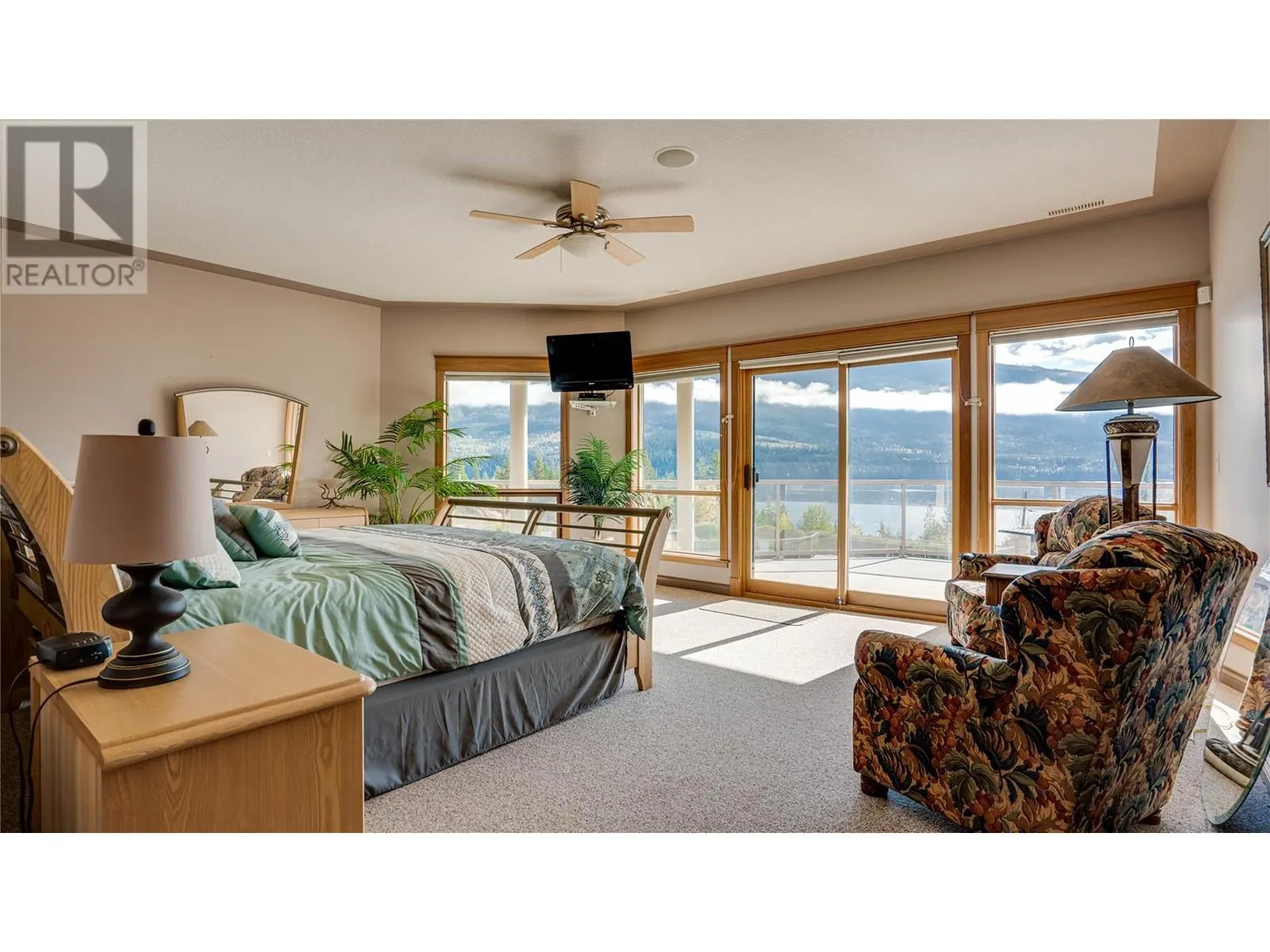 3473 Lakeview Place Unit# 203