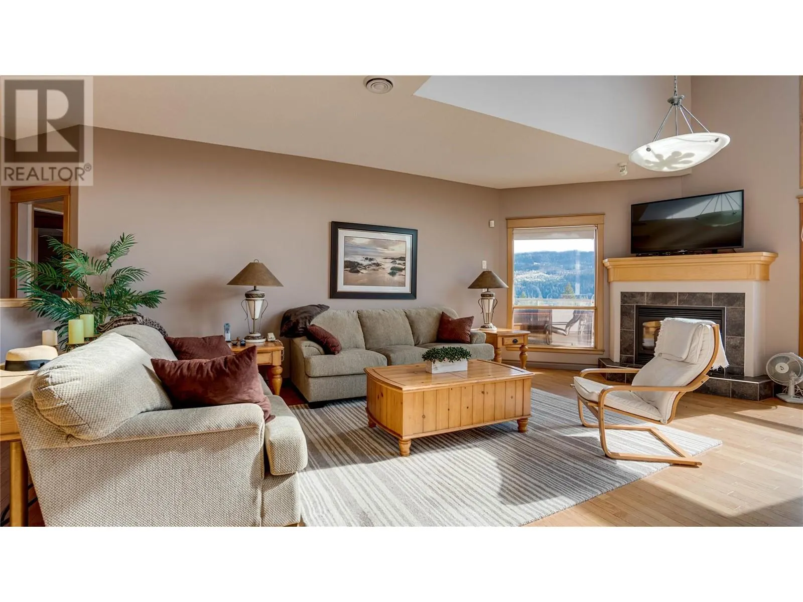 3473 Lakeview Place Unit# 203