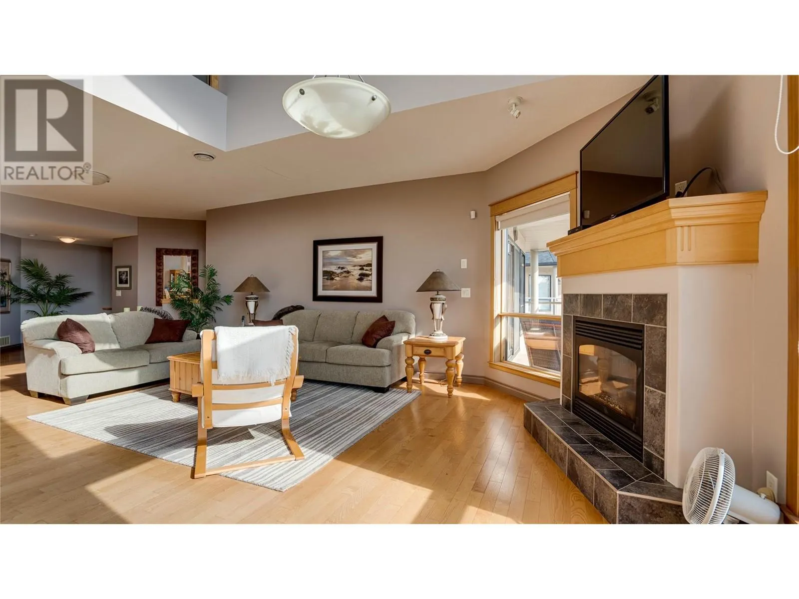 3473 Lakeview Place Unit# 203