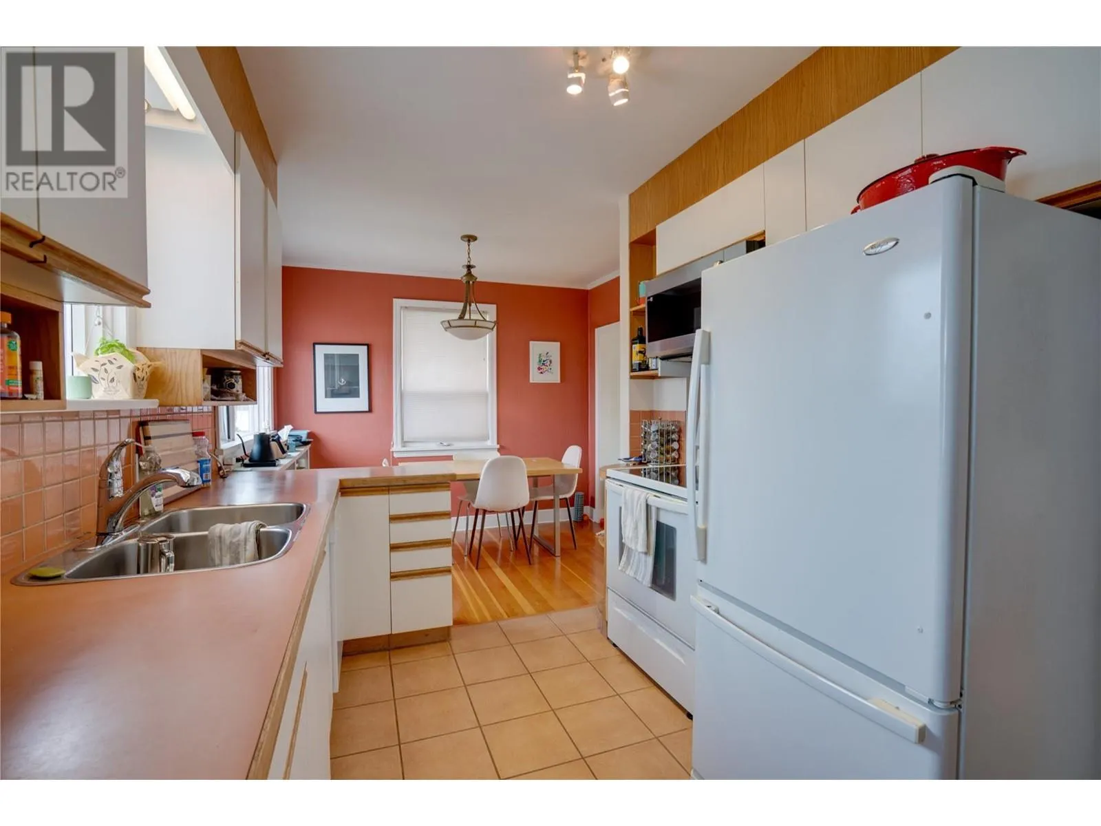 3411 18 Avenue Unit# A&B