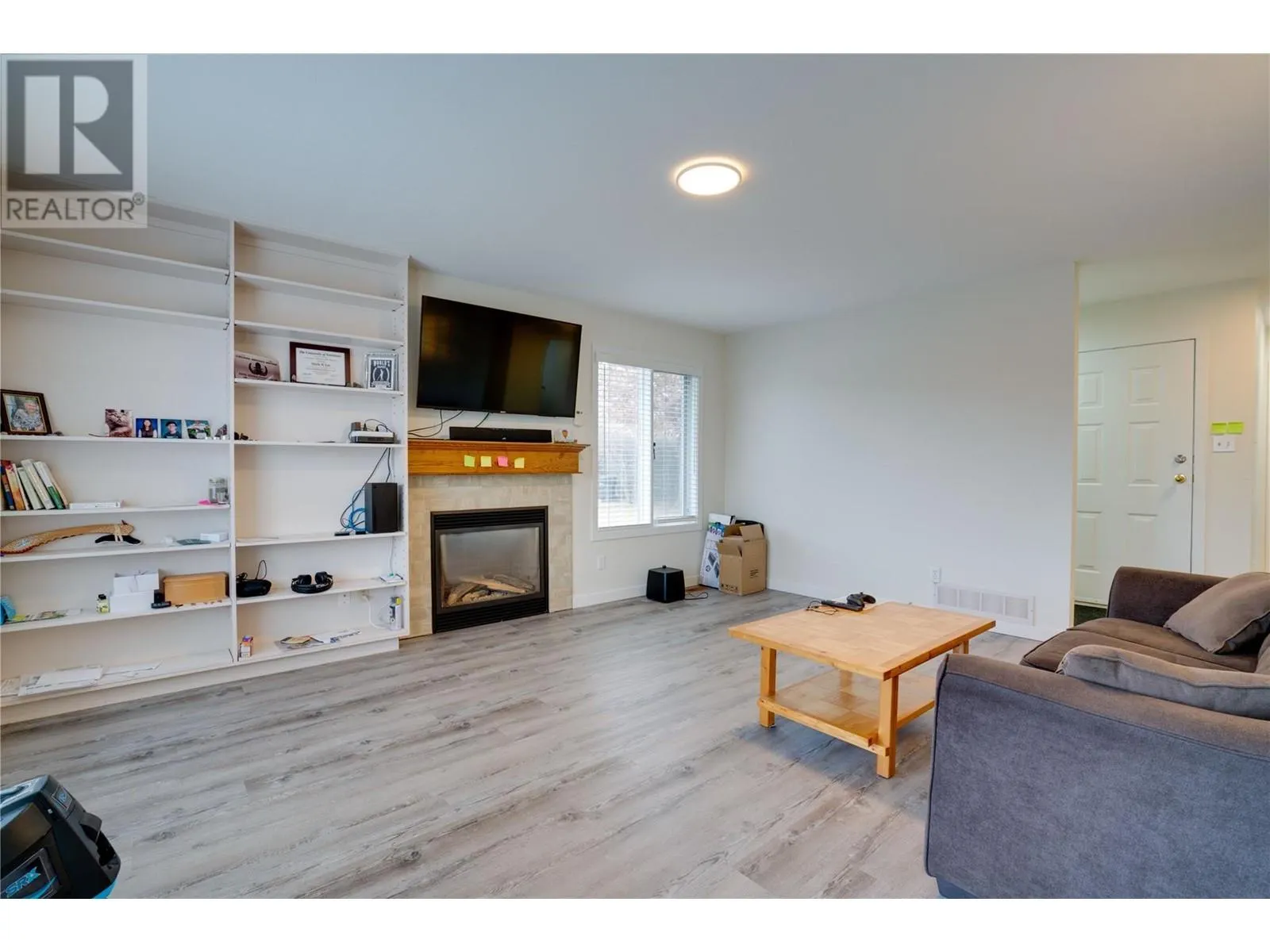 3411 18 Avenue Unit# A&B