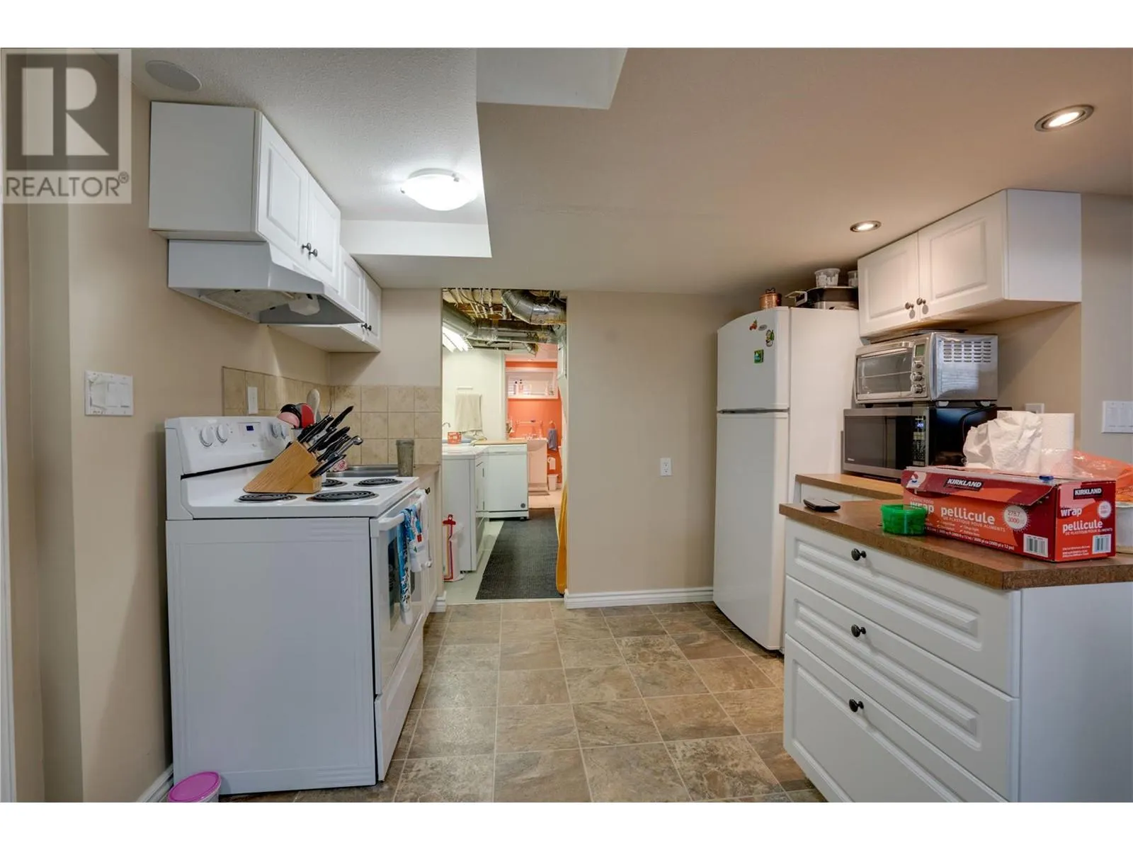 3411 18 Avenue Unit# A&B