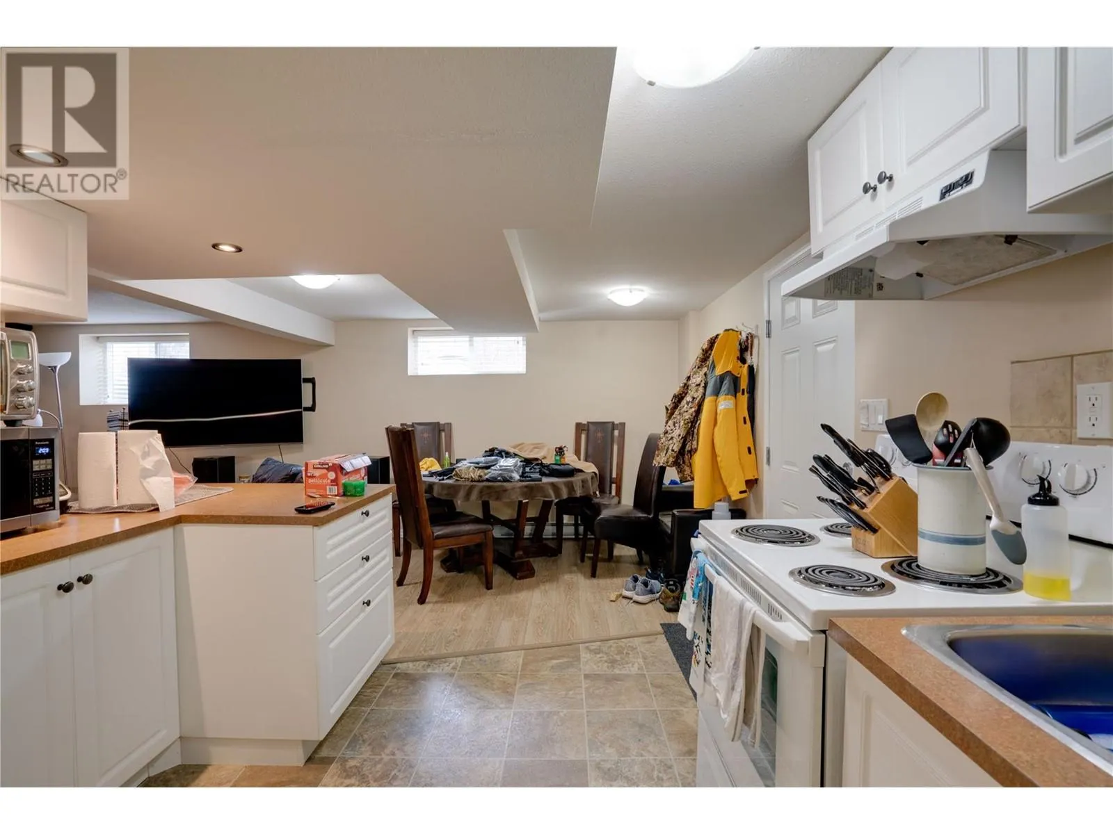 3411 18 Avenue Unit# A&B