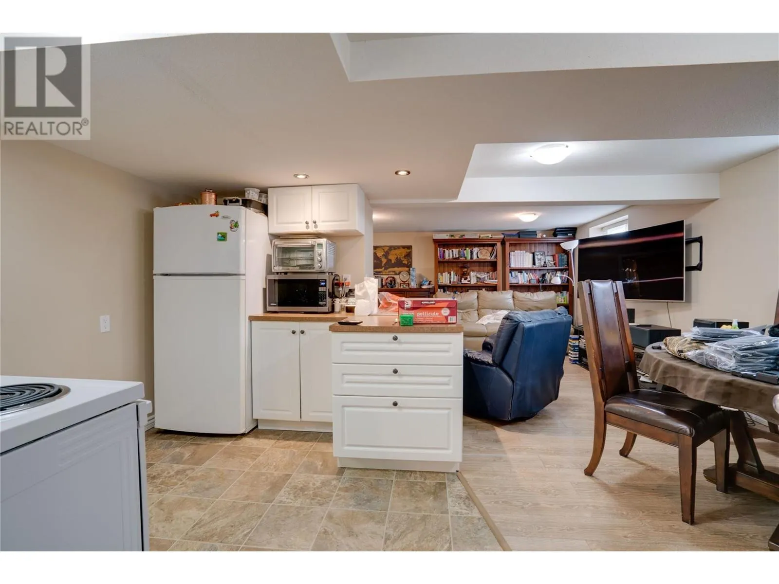 3411 18 Avenue Unit# A&B