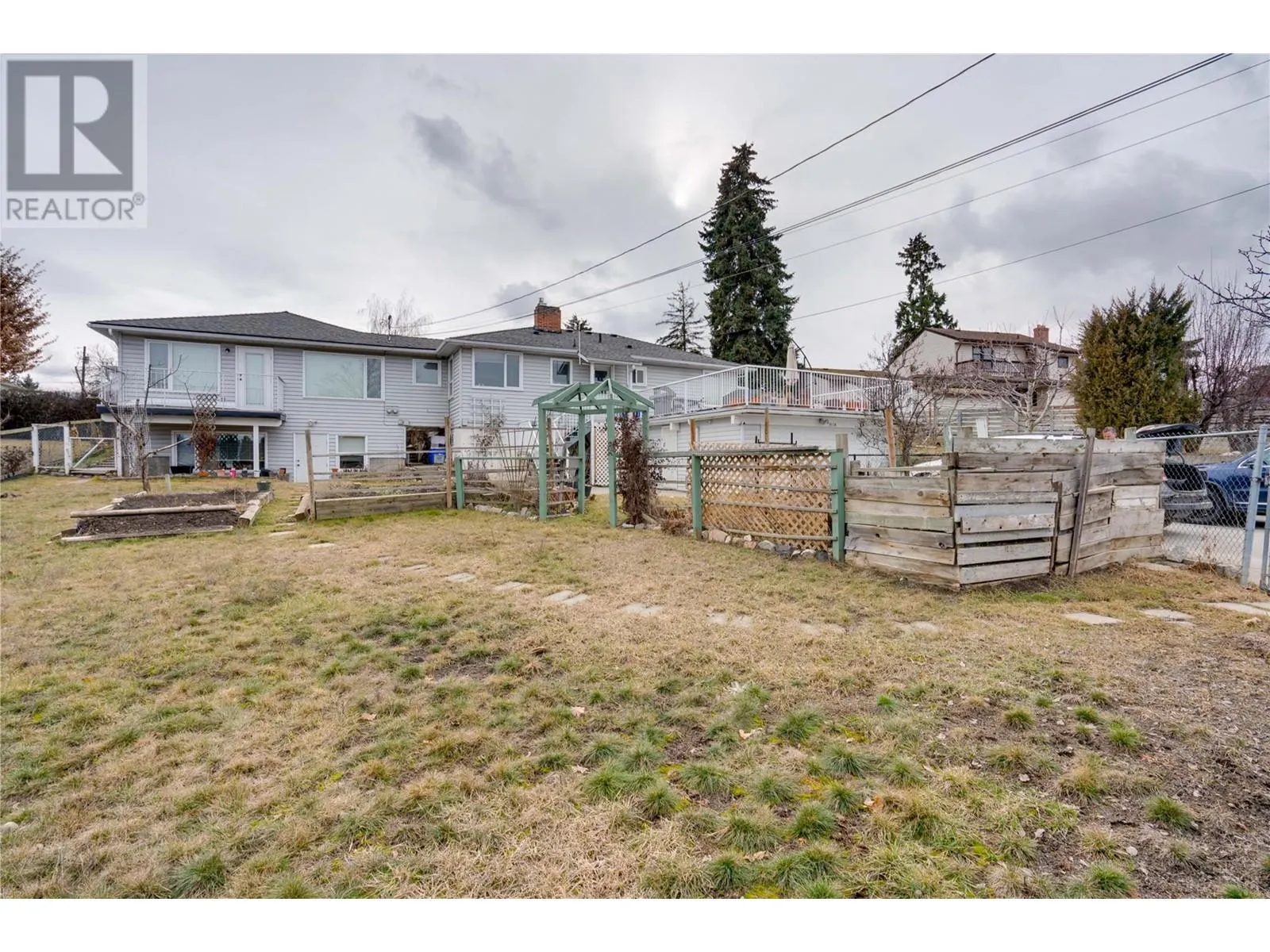 3411 18 Avenue Unit# A&B