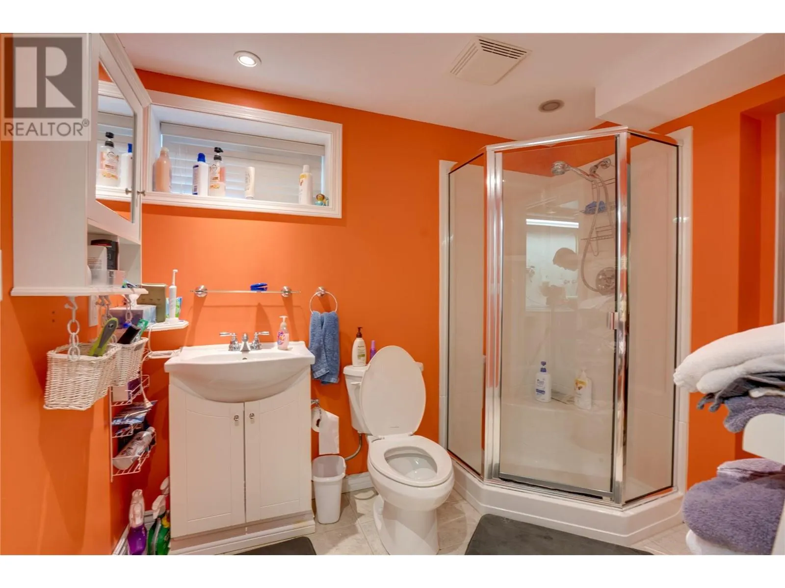 3411 18 Avenue Unit# A&B