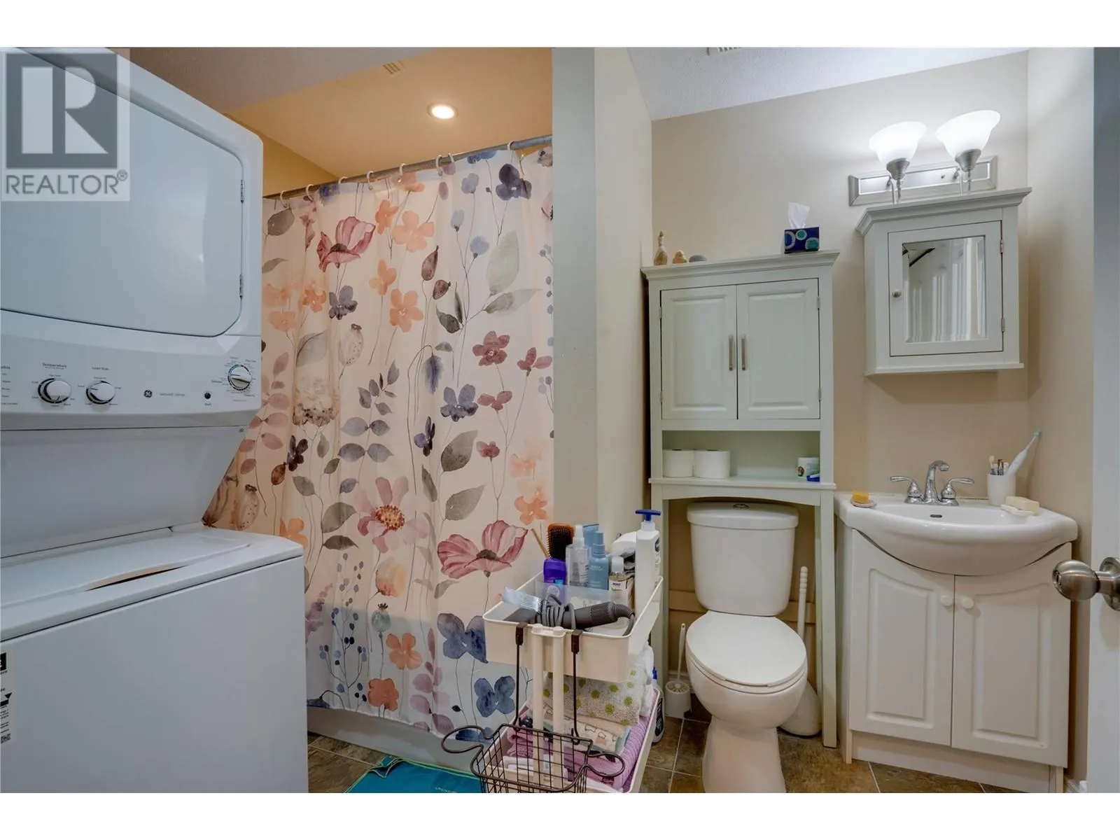 3411 18 Avenue Unit# A&B