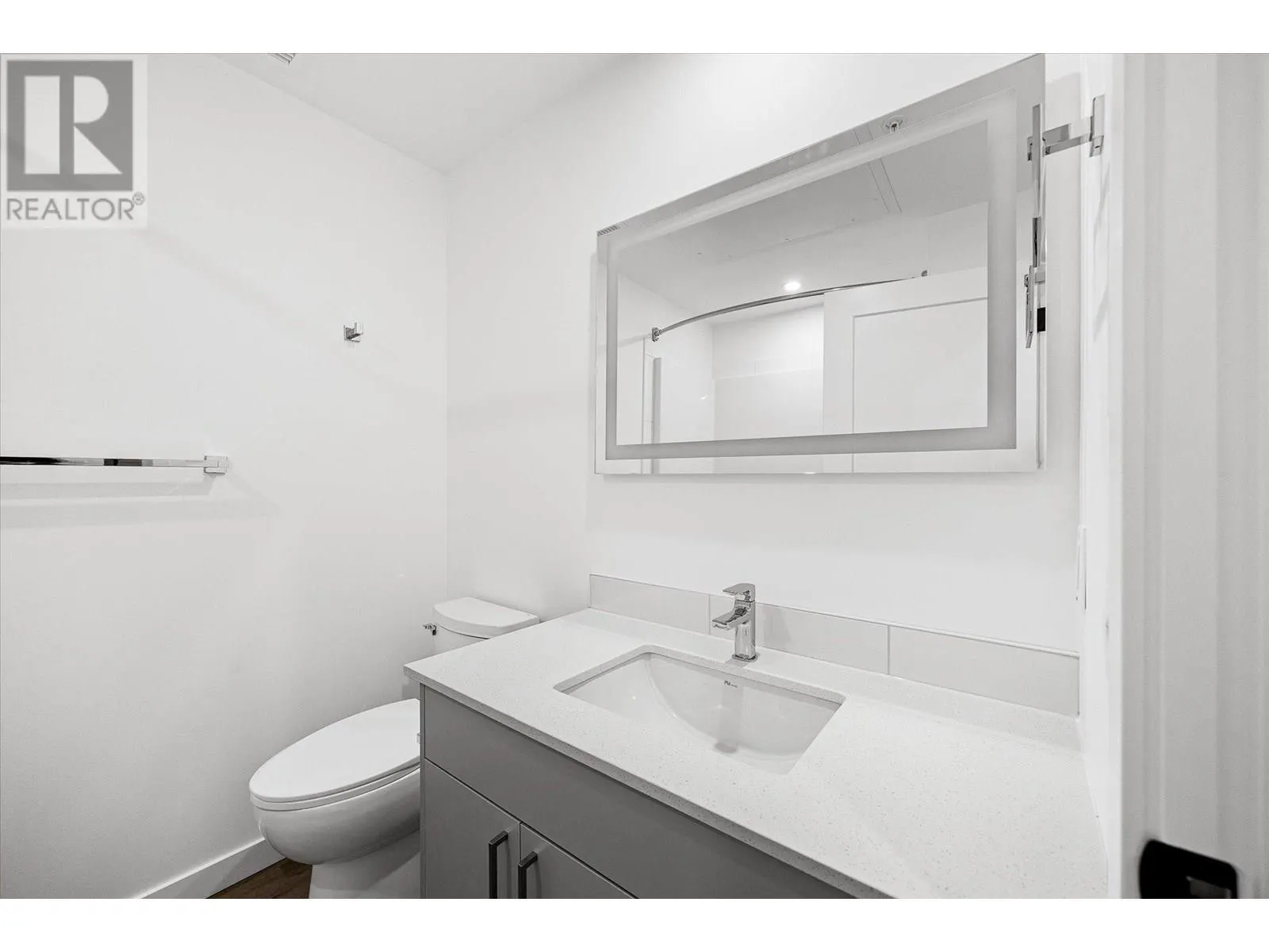 1274 Devonshire Avenue Unit# 307 Lot# 32