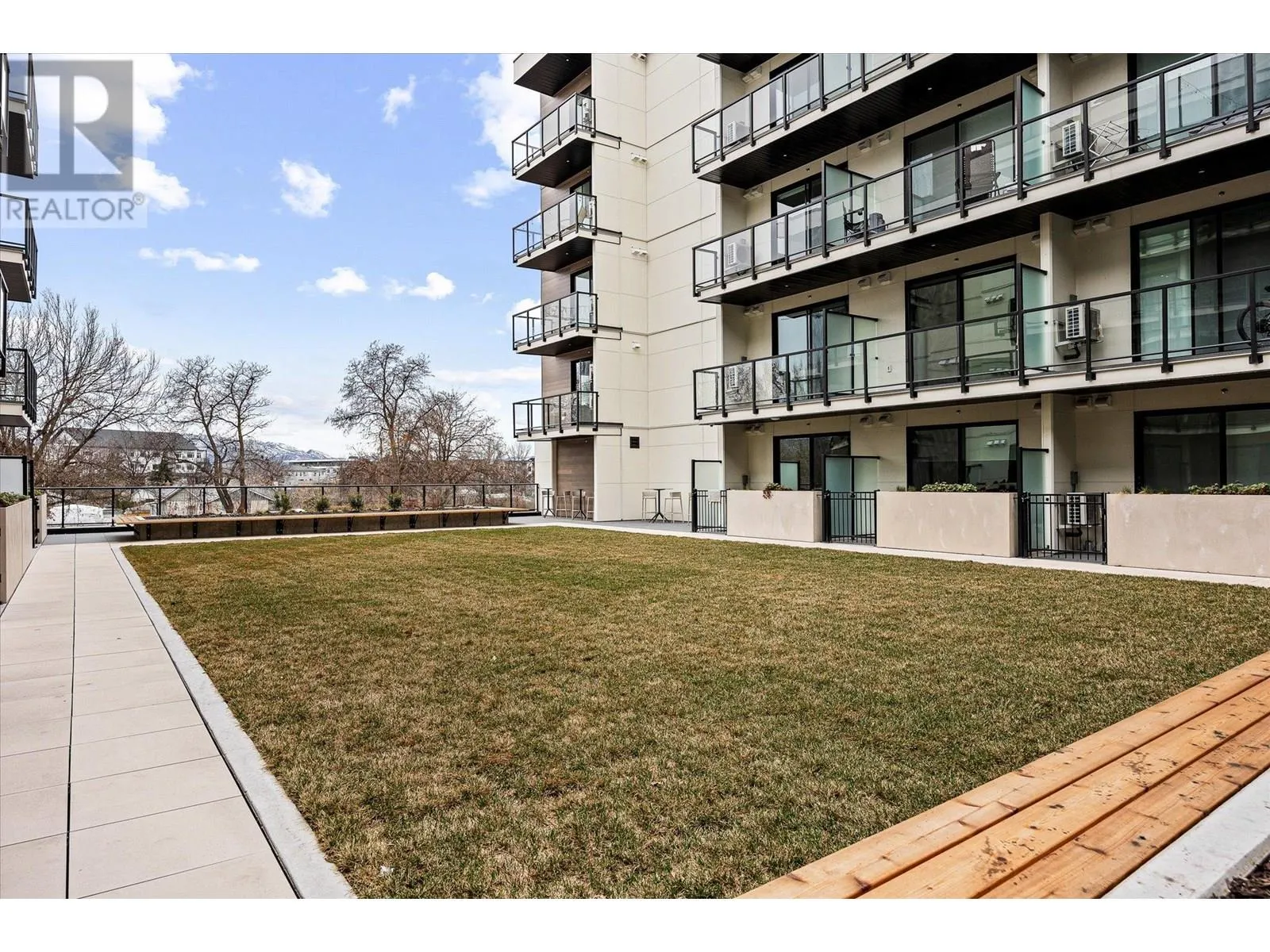 1274 Devonshire Avenue Unit# 307 Lot# 32