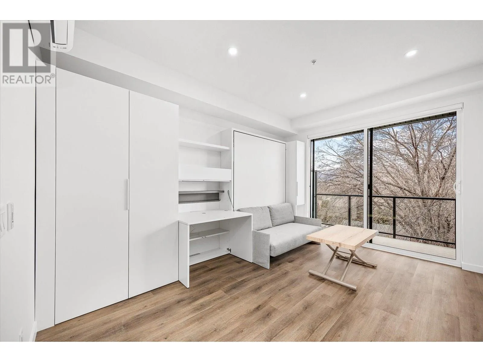 1274 Devonshire Avenue Unit# 307 Lot# 32