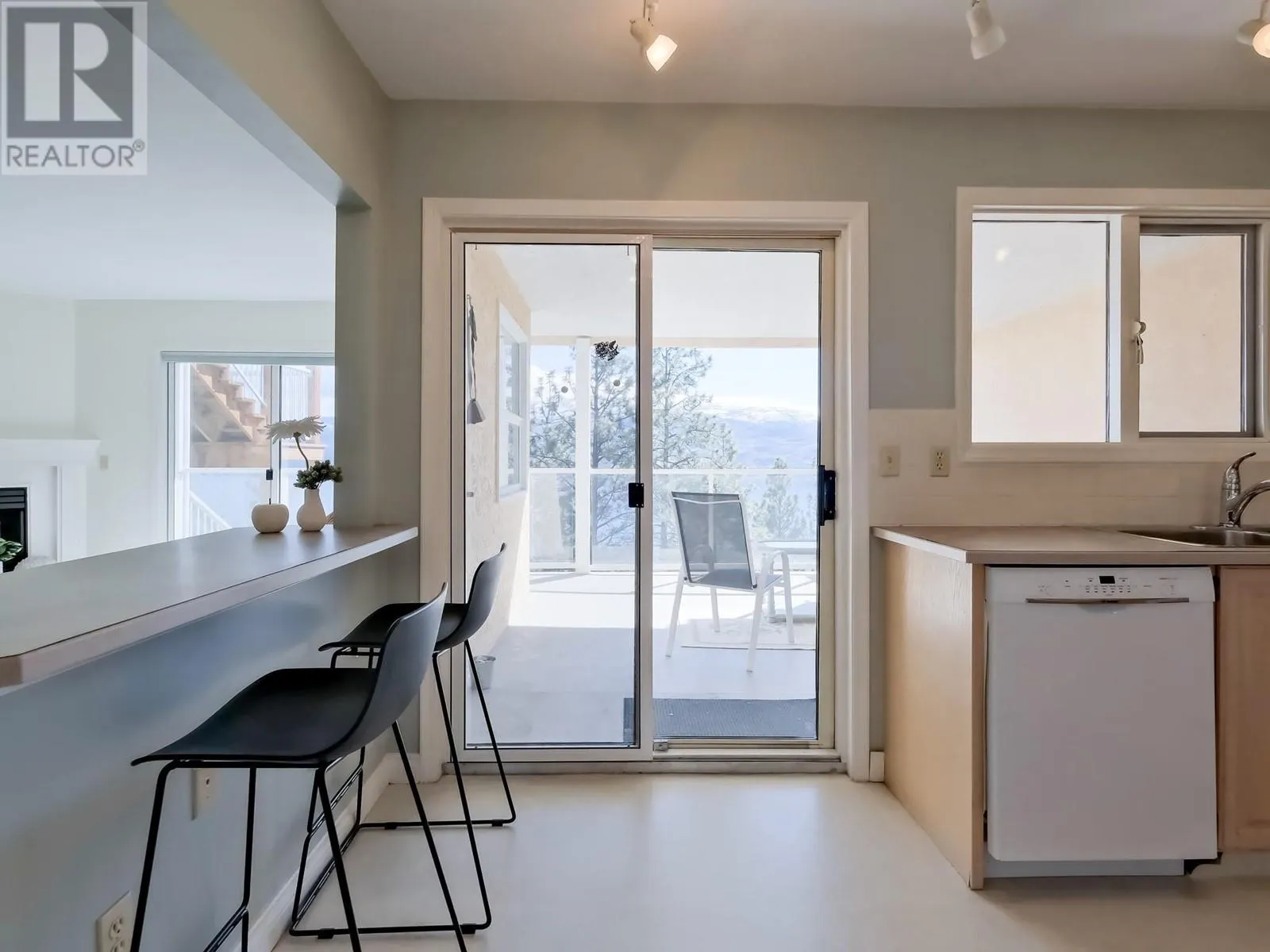 4450 Ponderosa Drive Unit# 105