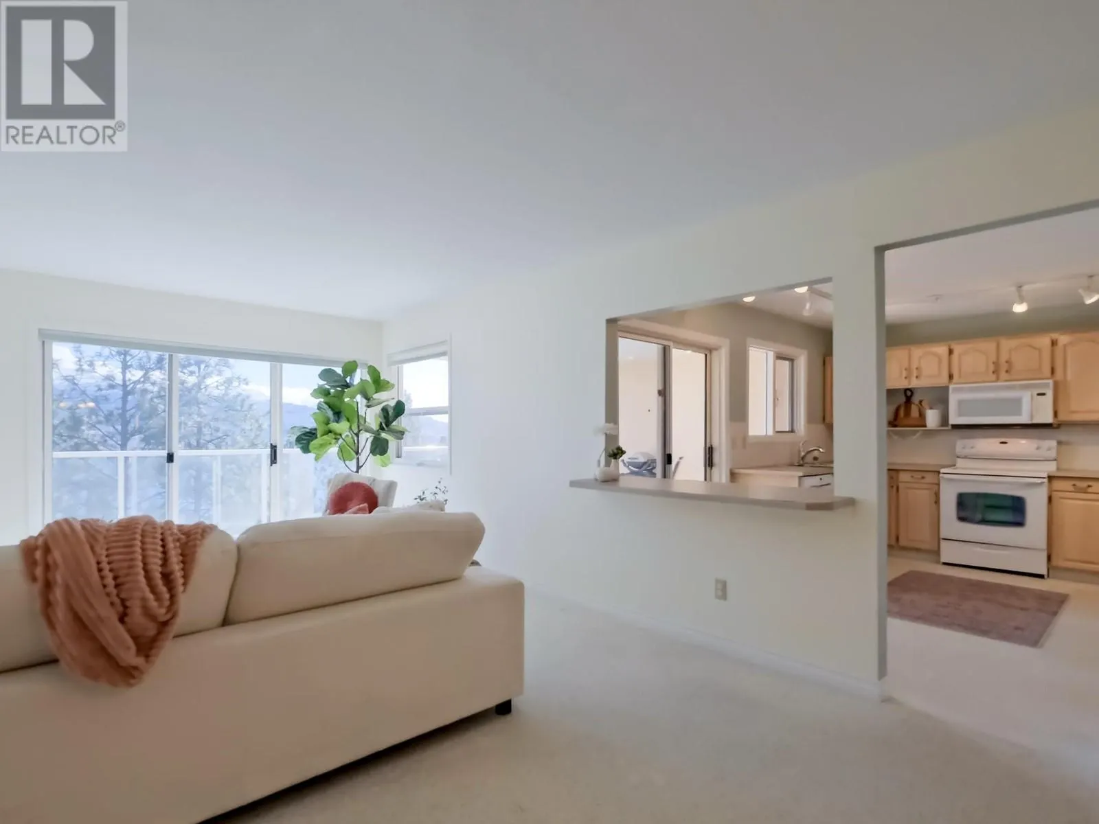 4450 Ponderosa Drive Unit# 105