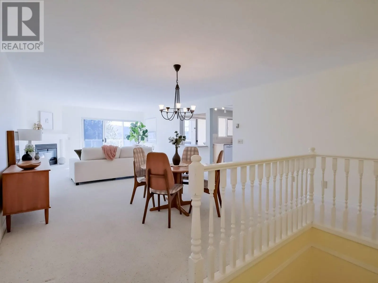 4450 Ponderosa Drive Unit# 105