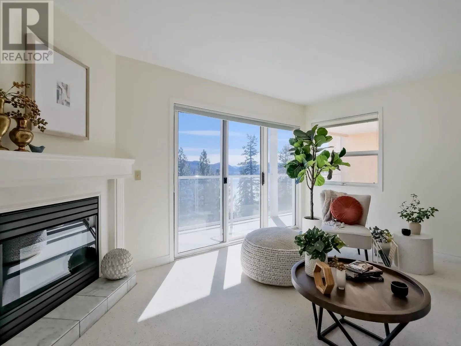 4450 Ponderosa Drive Unit# 105
