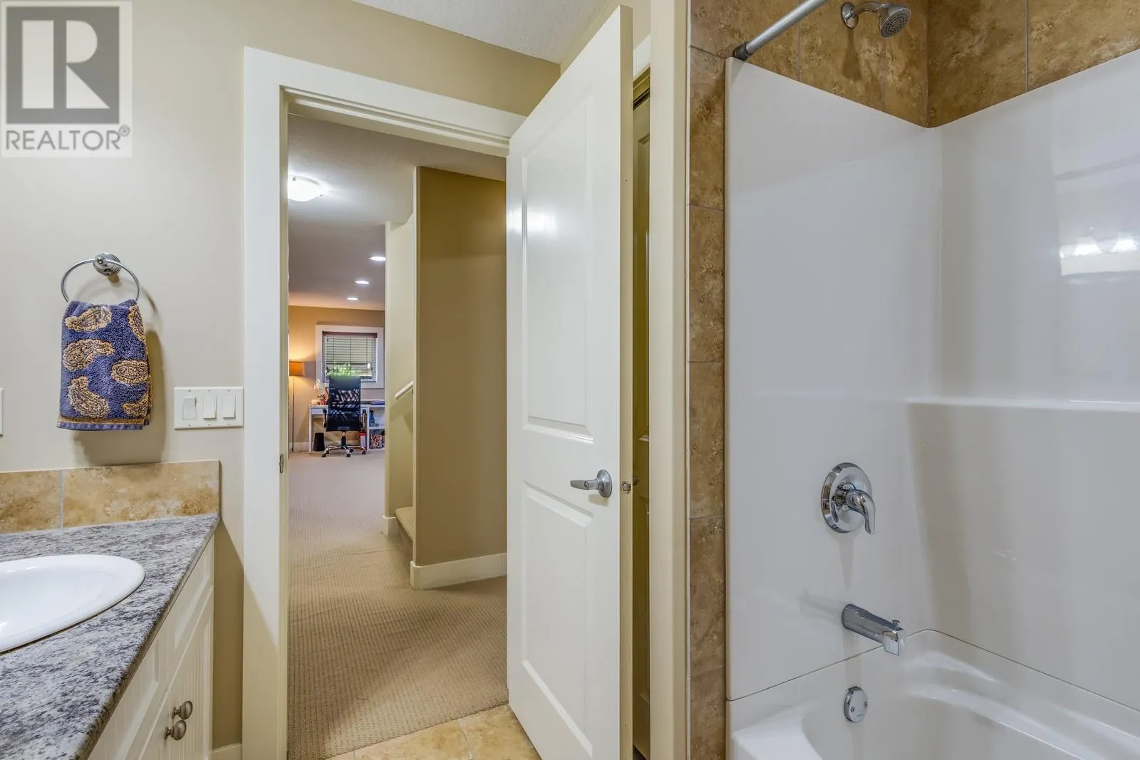 1828 Split Rail Place