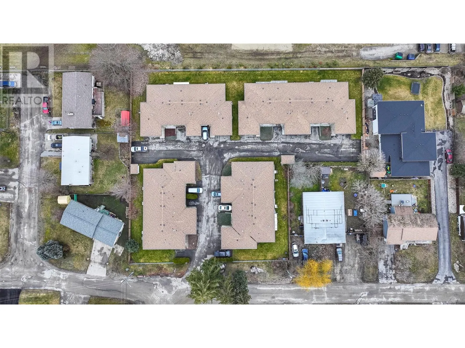 501 Kildonan Avenue Unit# 2