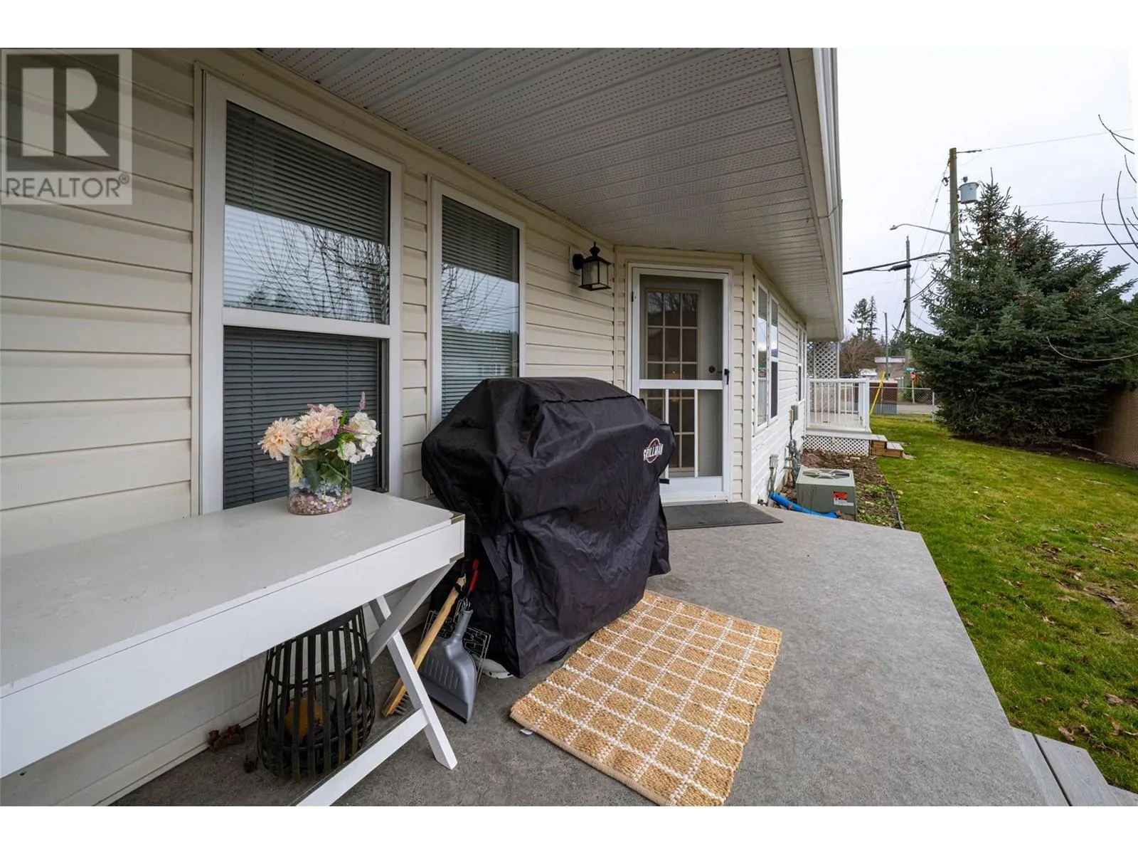 501 Kildonan Avenue Unit# 2