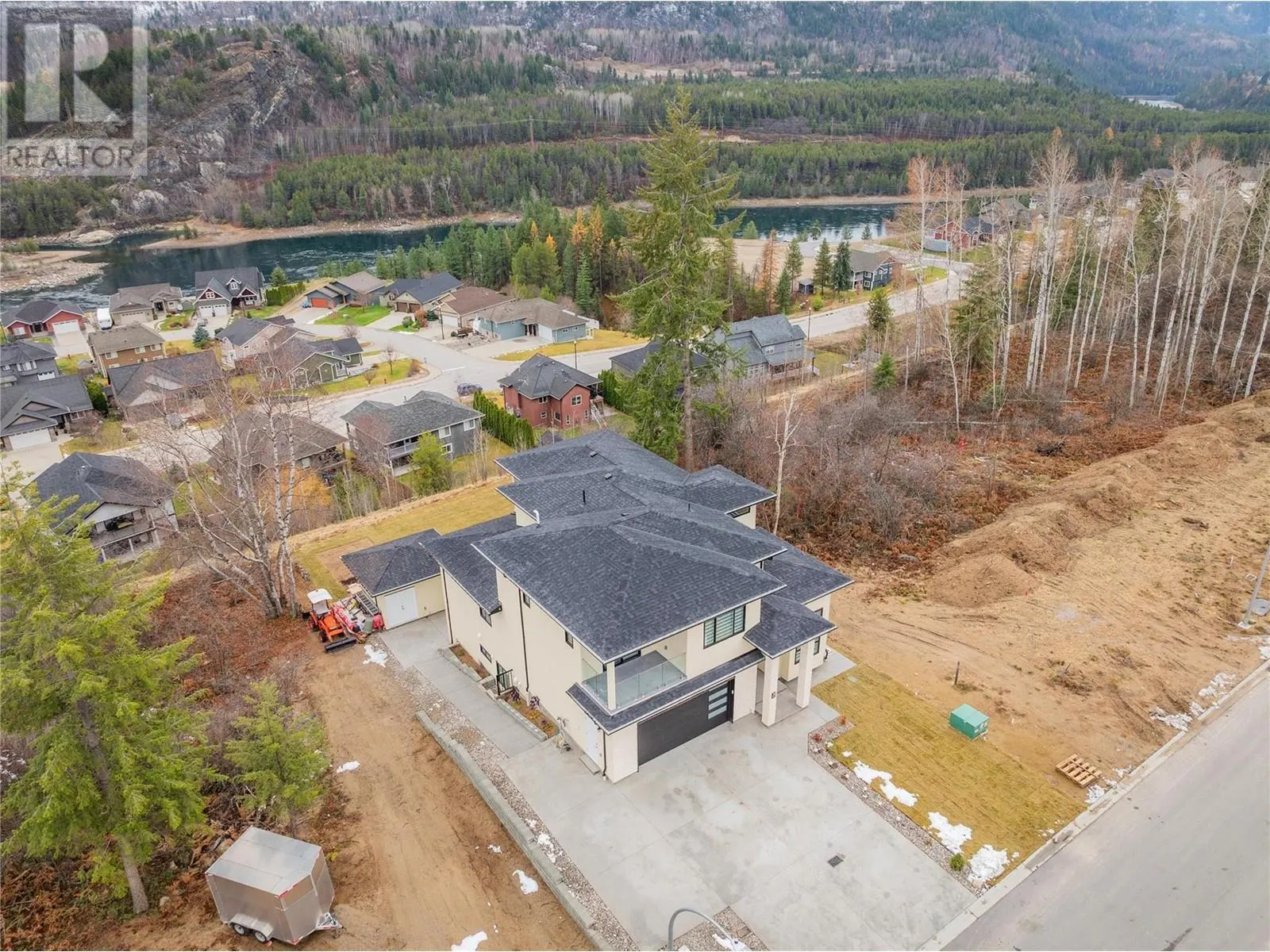 3709 Toba Road