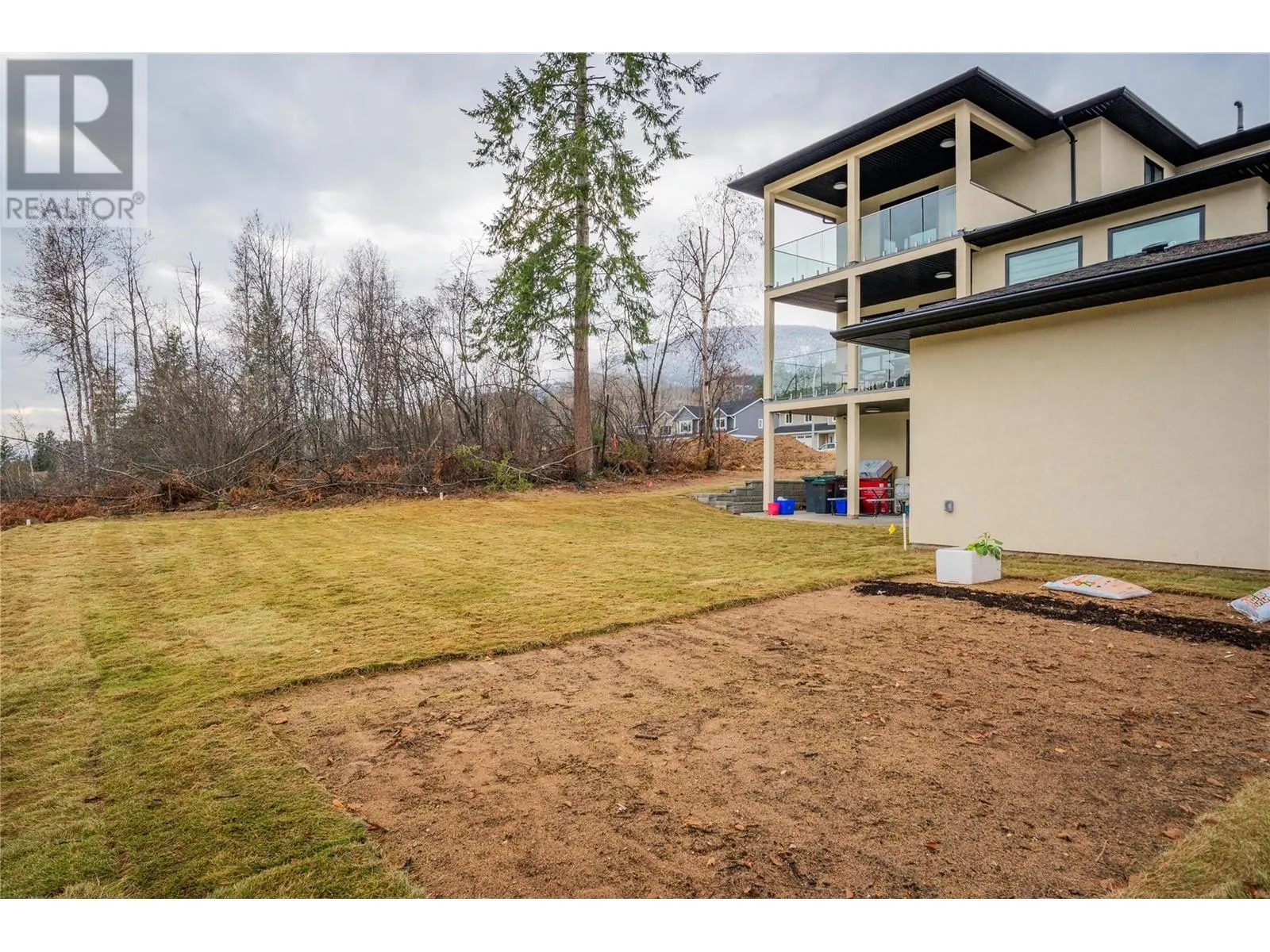 3709 Toba Road