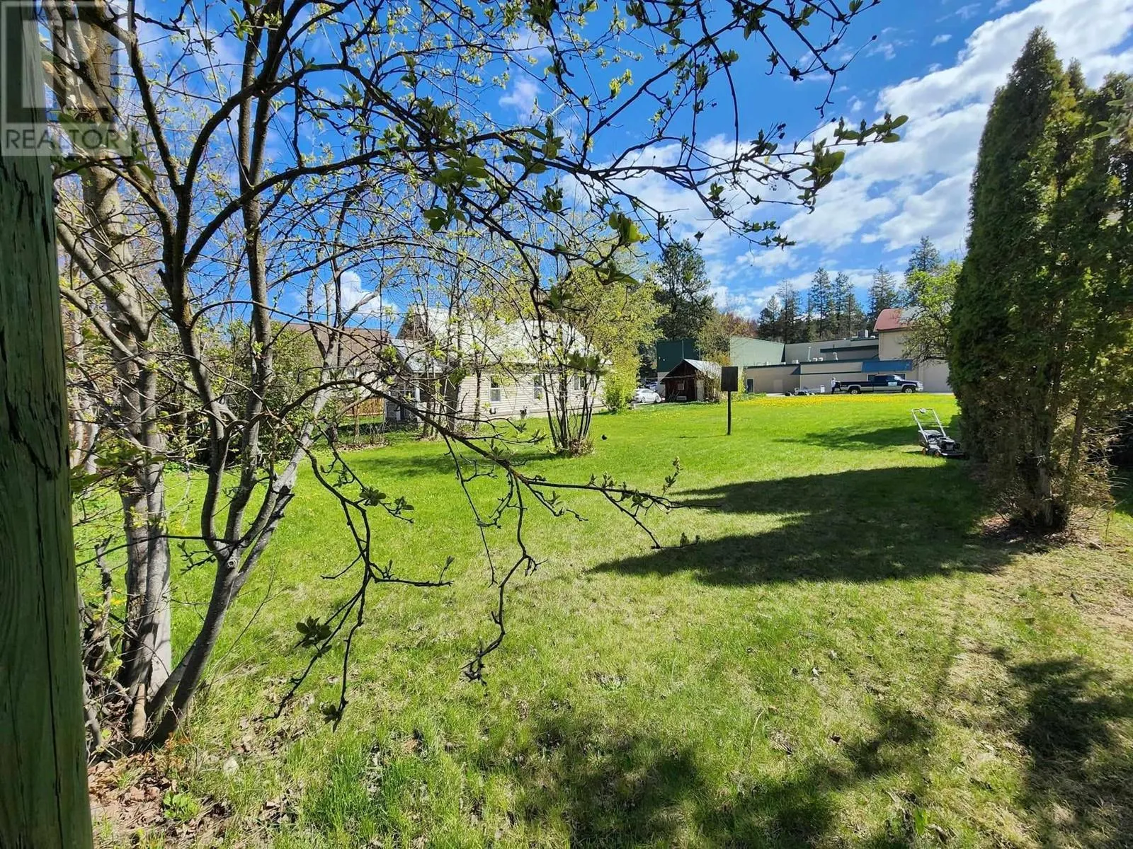 2171 Shuswap Avenue
